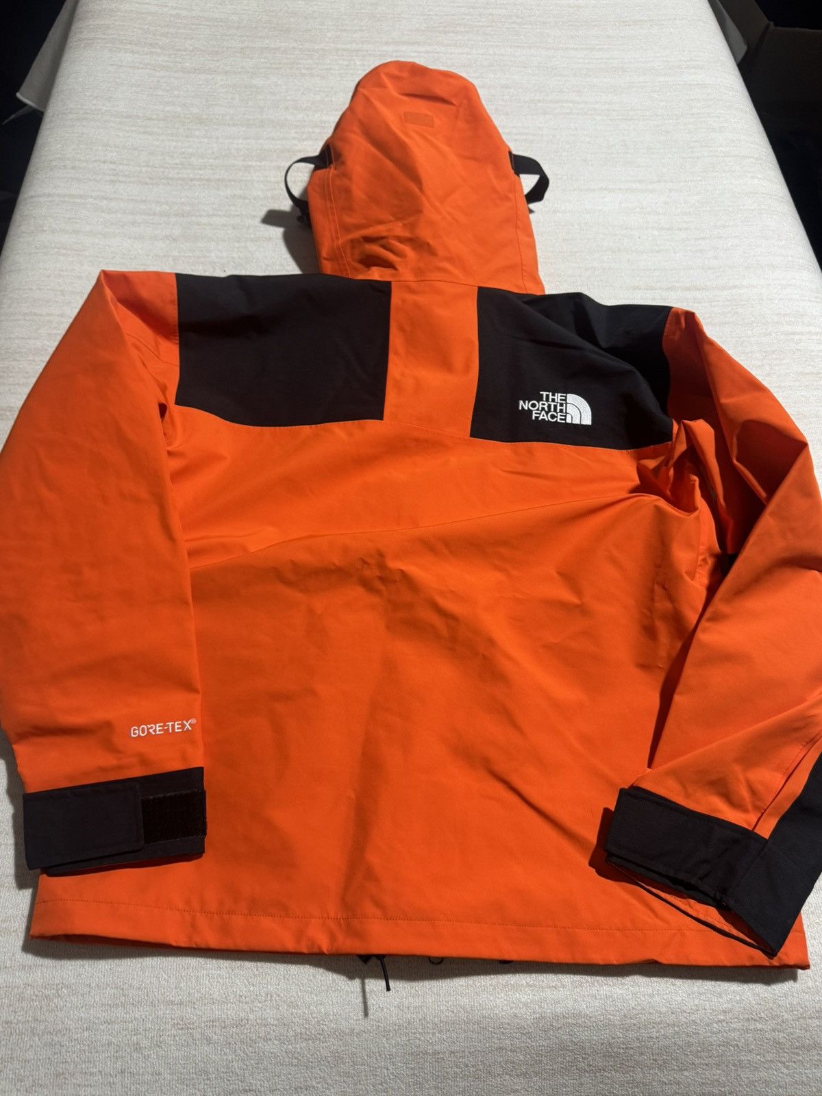 The North Face Gore tex mountain parka Size US L / EU 52-54 / 3 - 10 Thumbnail