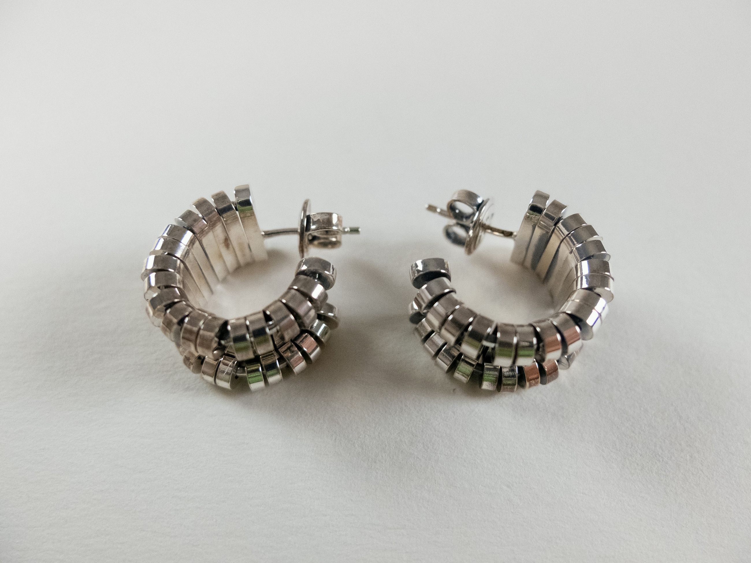 Bottega Veneta BOTTEGA VENETA Staple mini Sterling silver hoop earrings q Size ONE SIZE - 7 Thumbnail