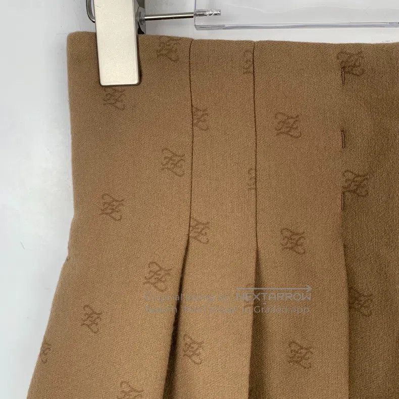 Fendi Fendi Brown logo full print wool pleated skirt shorts Size 42" / US 20 - 3 Thumbnail