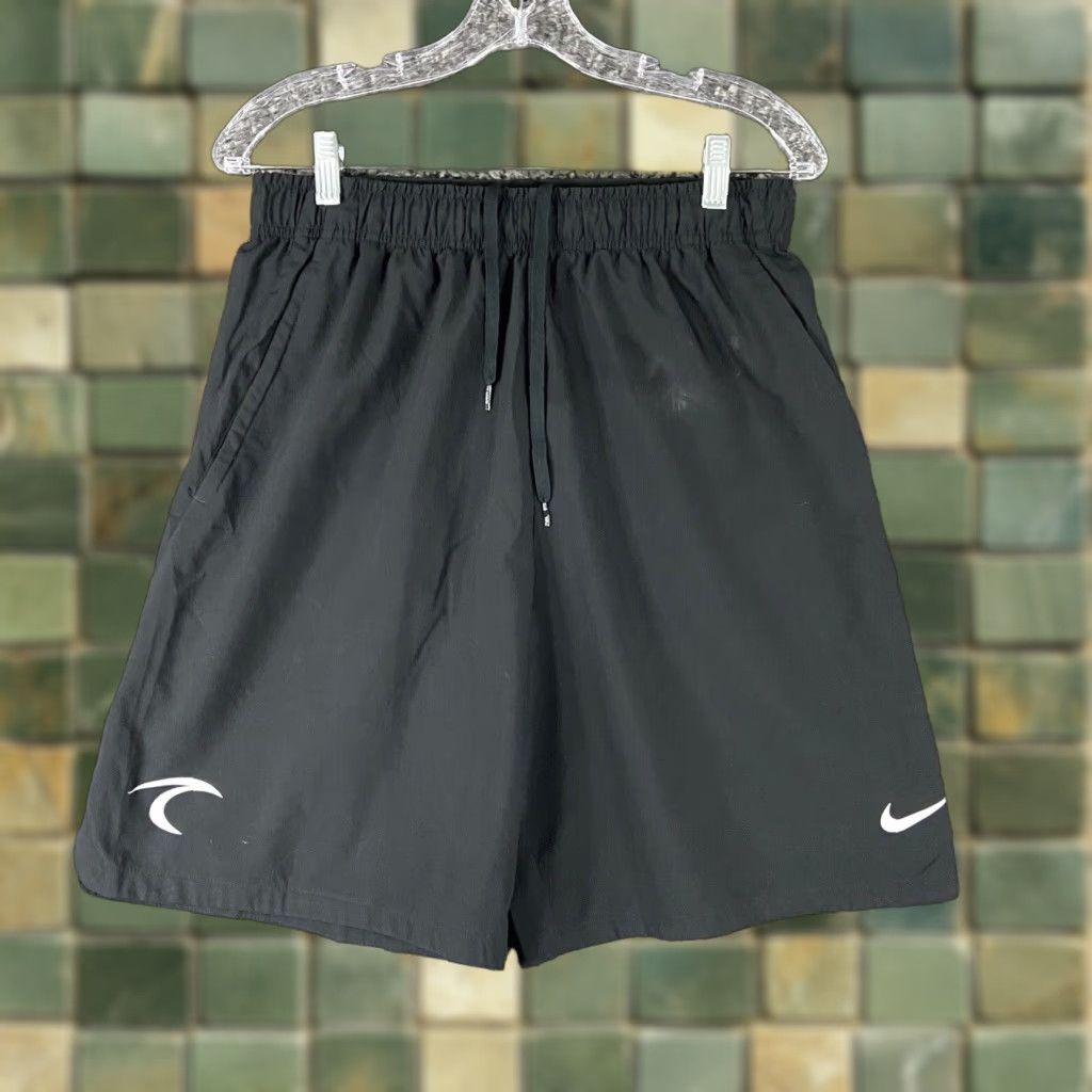 Nike NIKE Athletic Shorts Men M Black Activewear Size US 31 - 1 Thumbnail