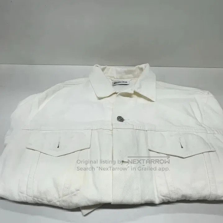 Balenciaga Balenciaga White Stone Washed Denim Jacket for Men. Size US L / EU 52-54 / 3 - 7 Thumbnail