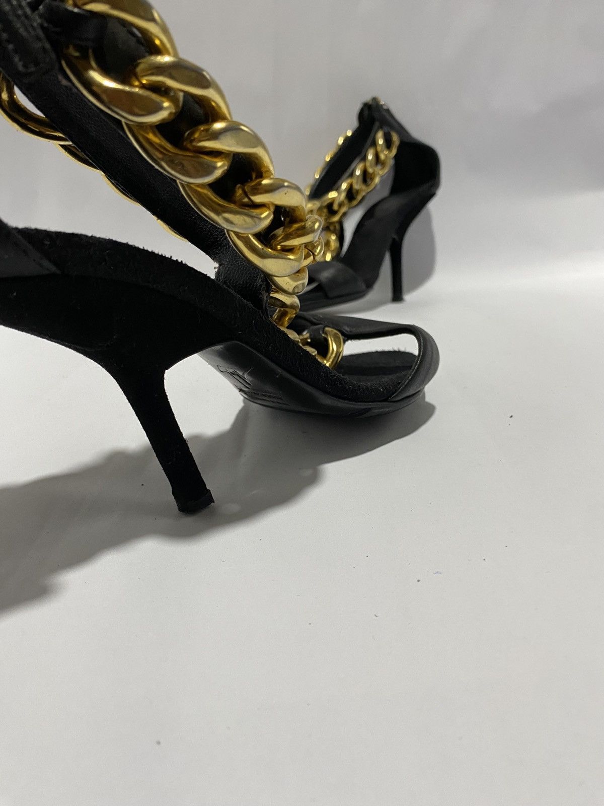 Giuseppe Zanotti Giuseppe Zanotti Gold-Chain Heel Size US 5.5 / IT 35.5 - 2 Thumbnail