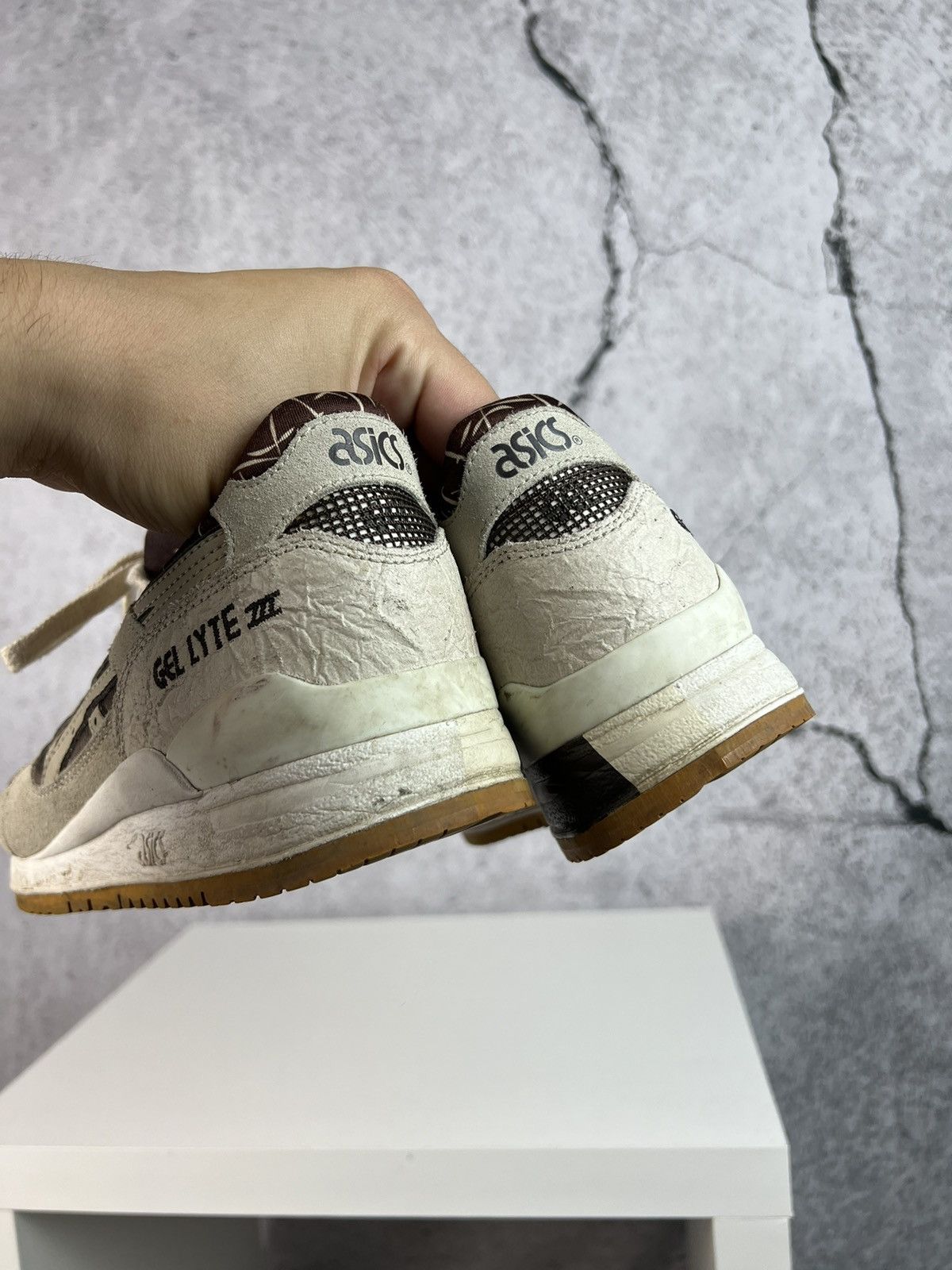 Asics Asics Gel-Lyte III Valentine Pack Chocolate Dark Brown/Sand Size US 9.5 / IT 39.5 - 7 Thumbnail