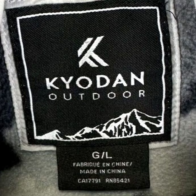 Kyodan Kyodan Fleece Pullover Womens Large Gray Black Camouflage Snap Pockets Mock Neck Quilted Pocketed Pullover EUC Size L / US 10 / IT 46 - 4 Thumbnail