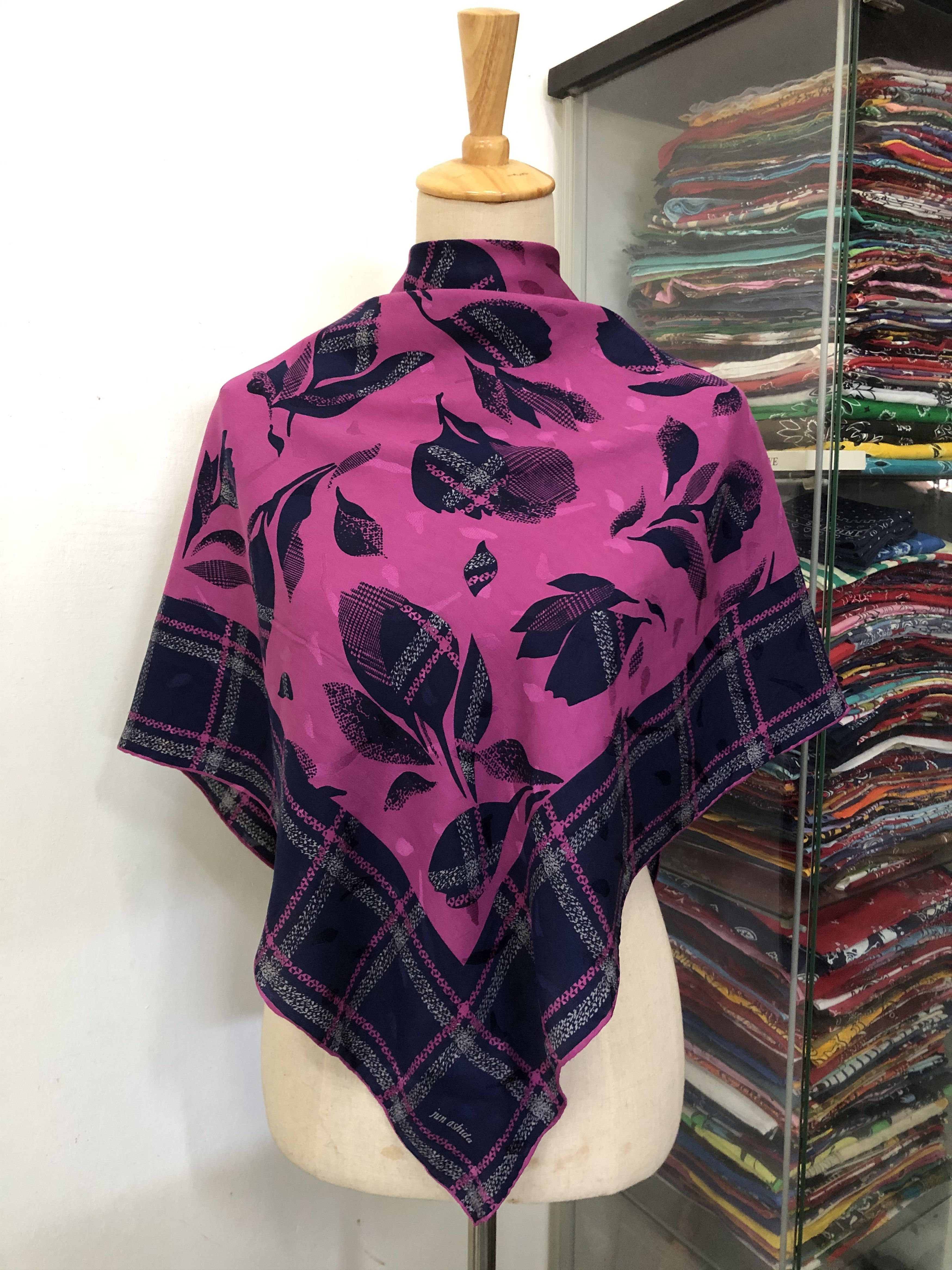 Vintage Vintage Jun Ashida Silk Scarf Size ONE SIZE - 1 Thumbnail