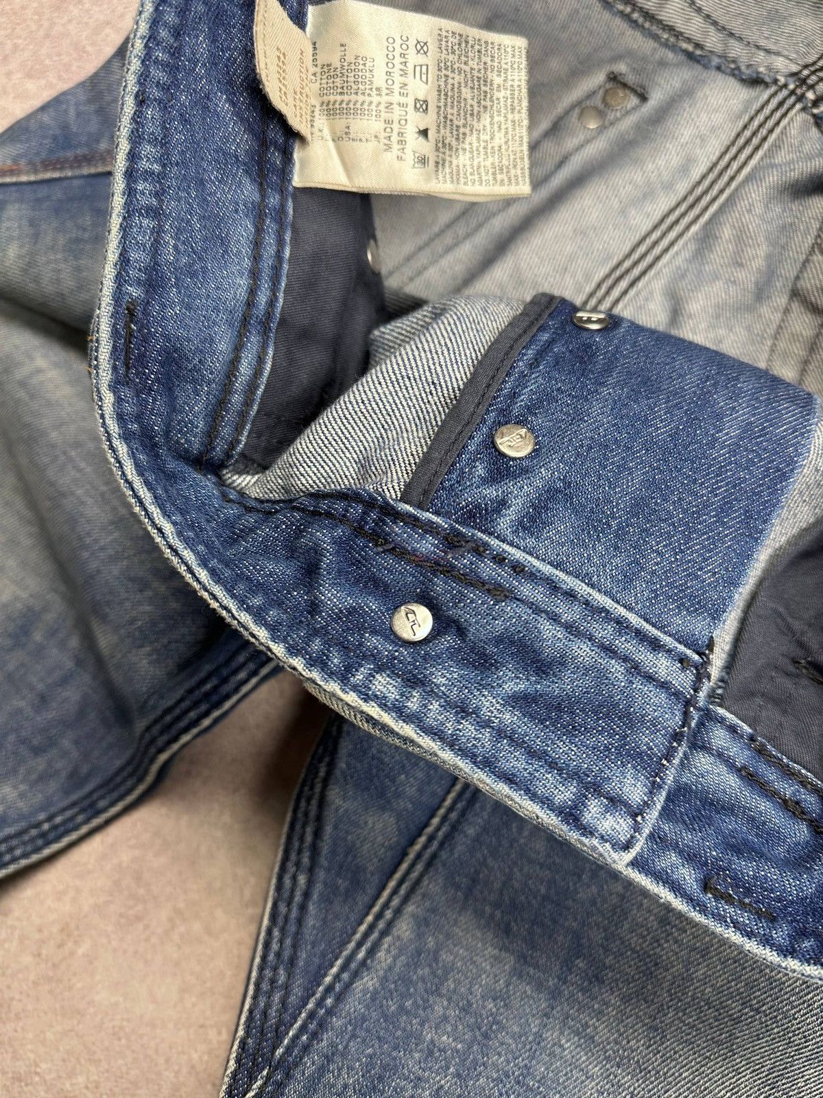 Diesel Vintage 90s Diesel Avantgarde Grunge Y2K Jeans 34 Size US 34 / EU 50 - 12 Thumbnail