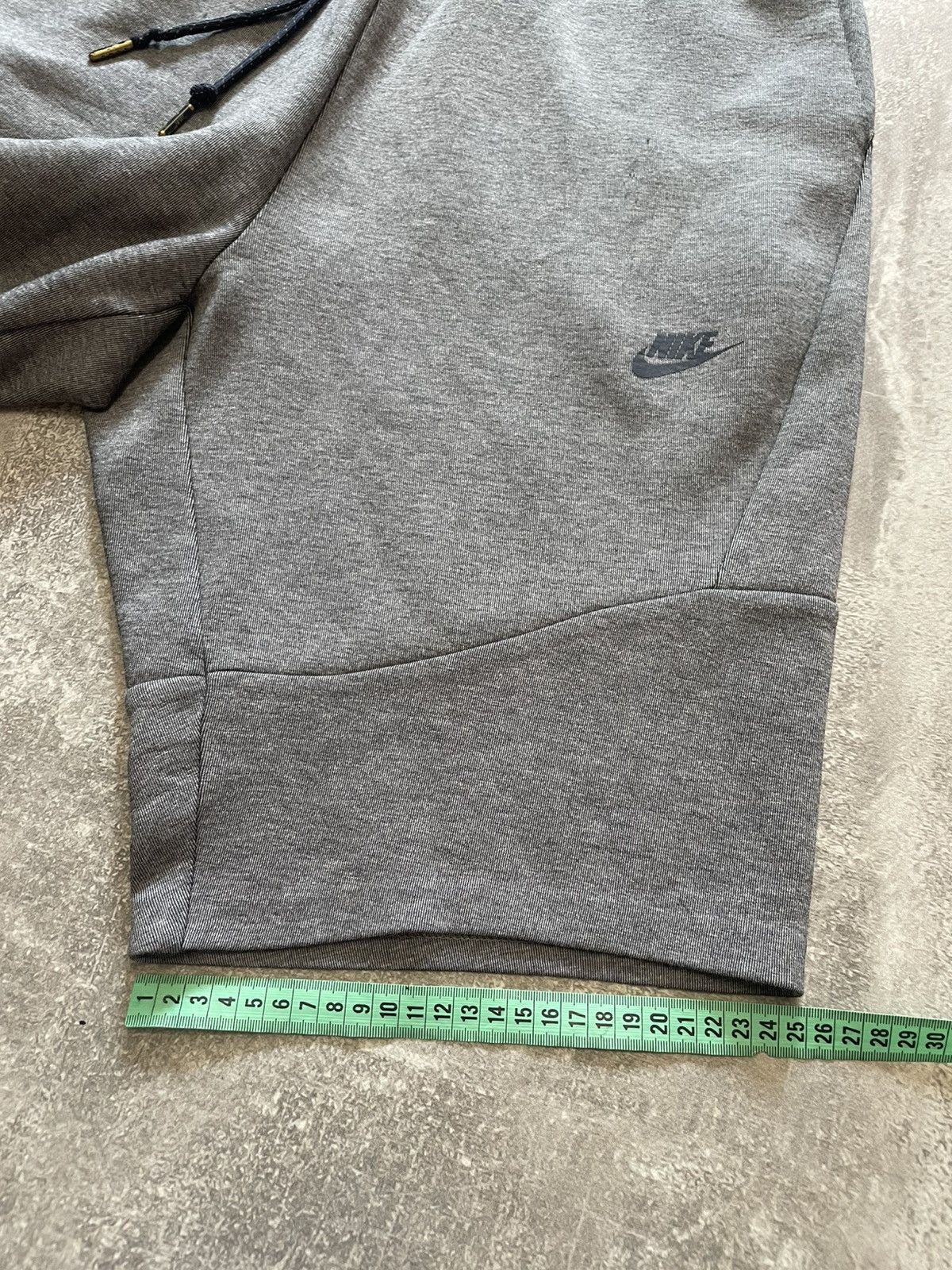 Nike Nike Tech Fleece Sweat Shorts Drill Size L Size US 34 / EU 50 - 23 Thumbnail