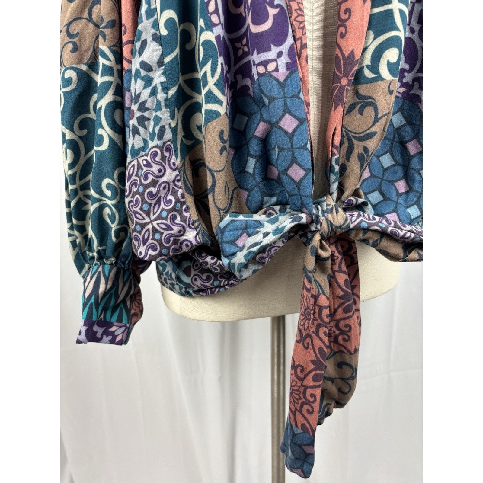 Other Mahila Kimono Wrap Top Patchwork Balloon Sleeve Tie Front OS Size ONE SIZE - 2 Thumbnail
