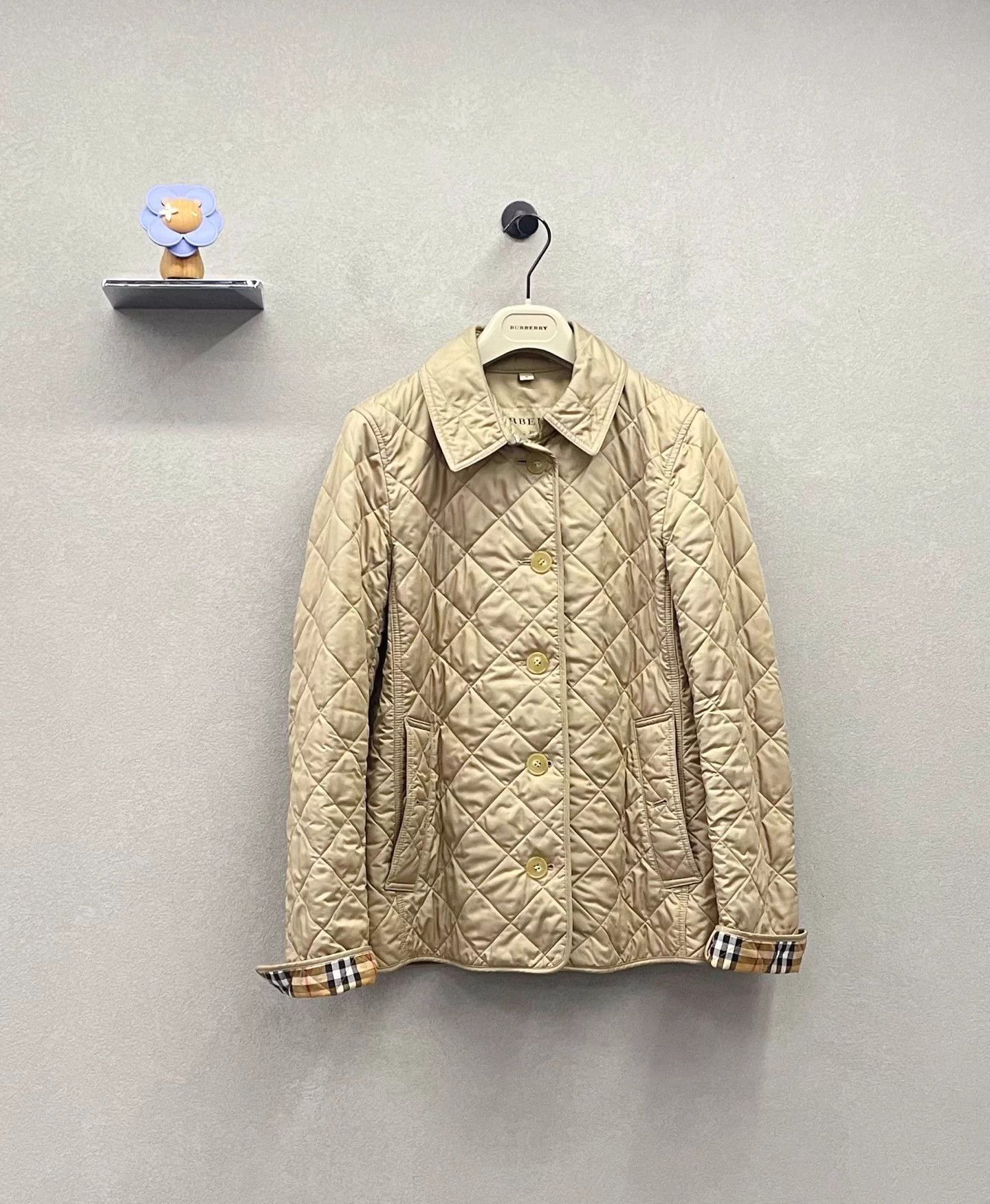 Burberry Burberry Classic Khaki Cotton Puffer Jacket Size M Size M / US 6-8 / IT 42-44 - 2 Thumbnail