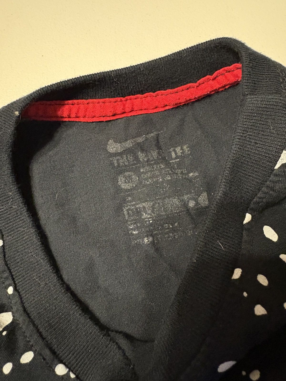 Nike Nike Kobe Bryant Tshirt y2k Splatter AOP Basketball Grail Size US M / EU 48-50 / 2 - 7 Thumbnail