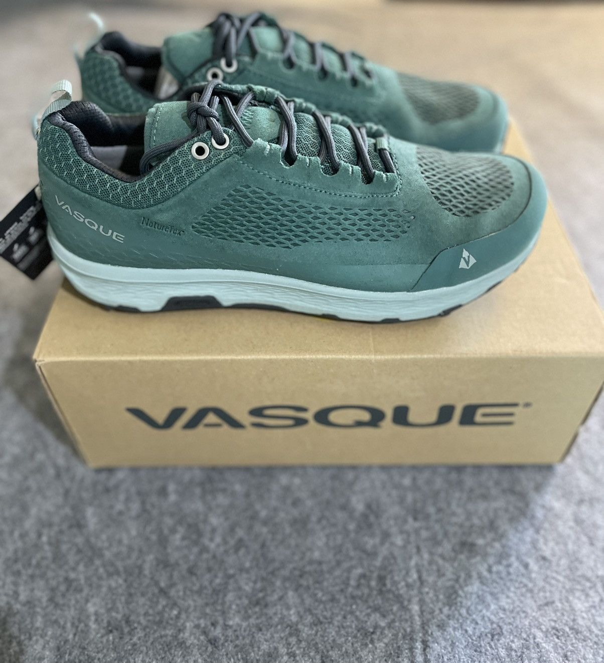 Designer Vasque Breeze LT NTX Low W9.5 Blue Spruce NIB Size US 9.5 / IT 39.5 - 1 Thumbnail