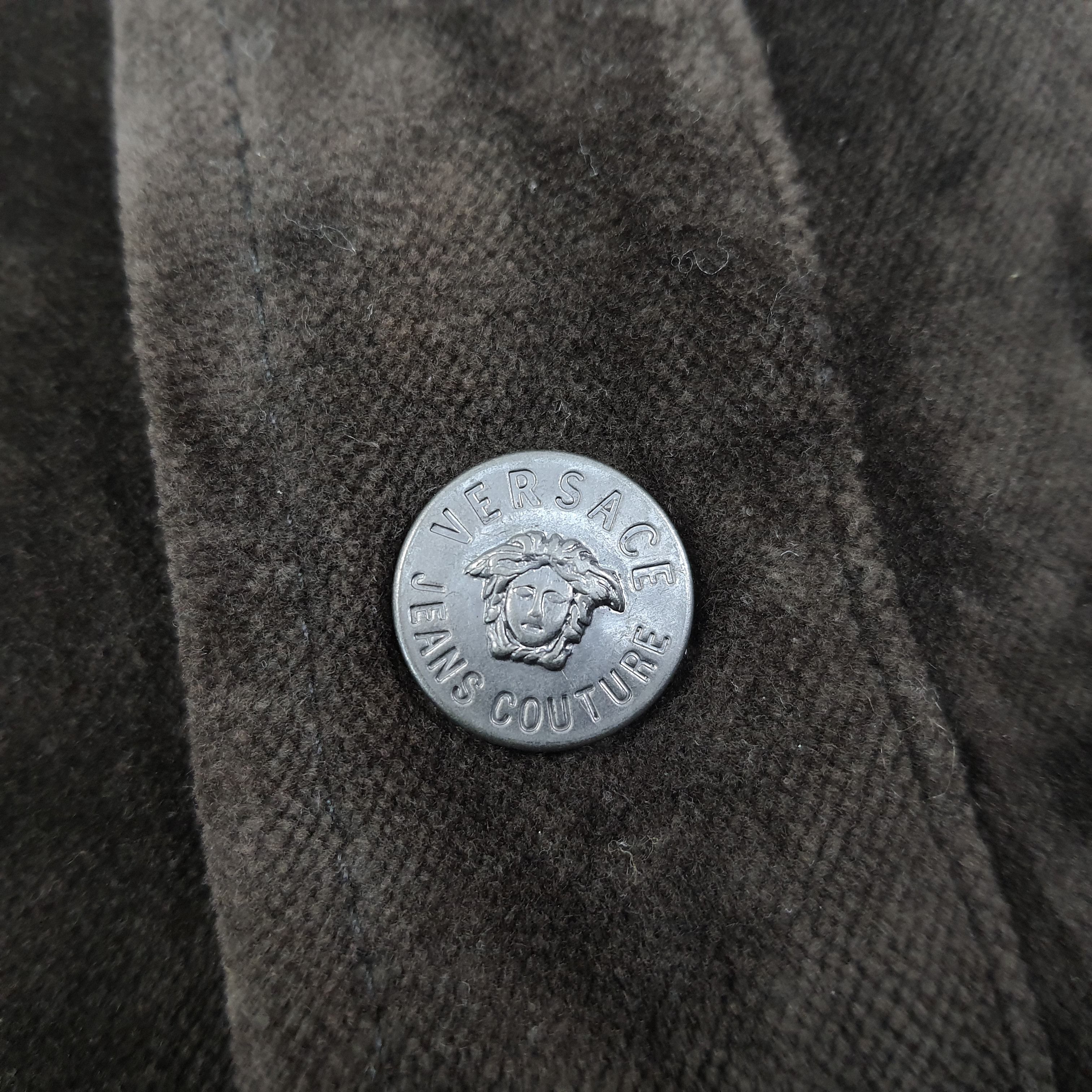 Versace Jeans Couture Vintage Versace Jeans Couture Velvet Jacket C247N28 Size US S / EU 44-46 / 1 - 5 Thumbnail