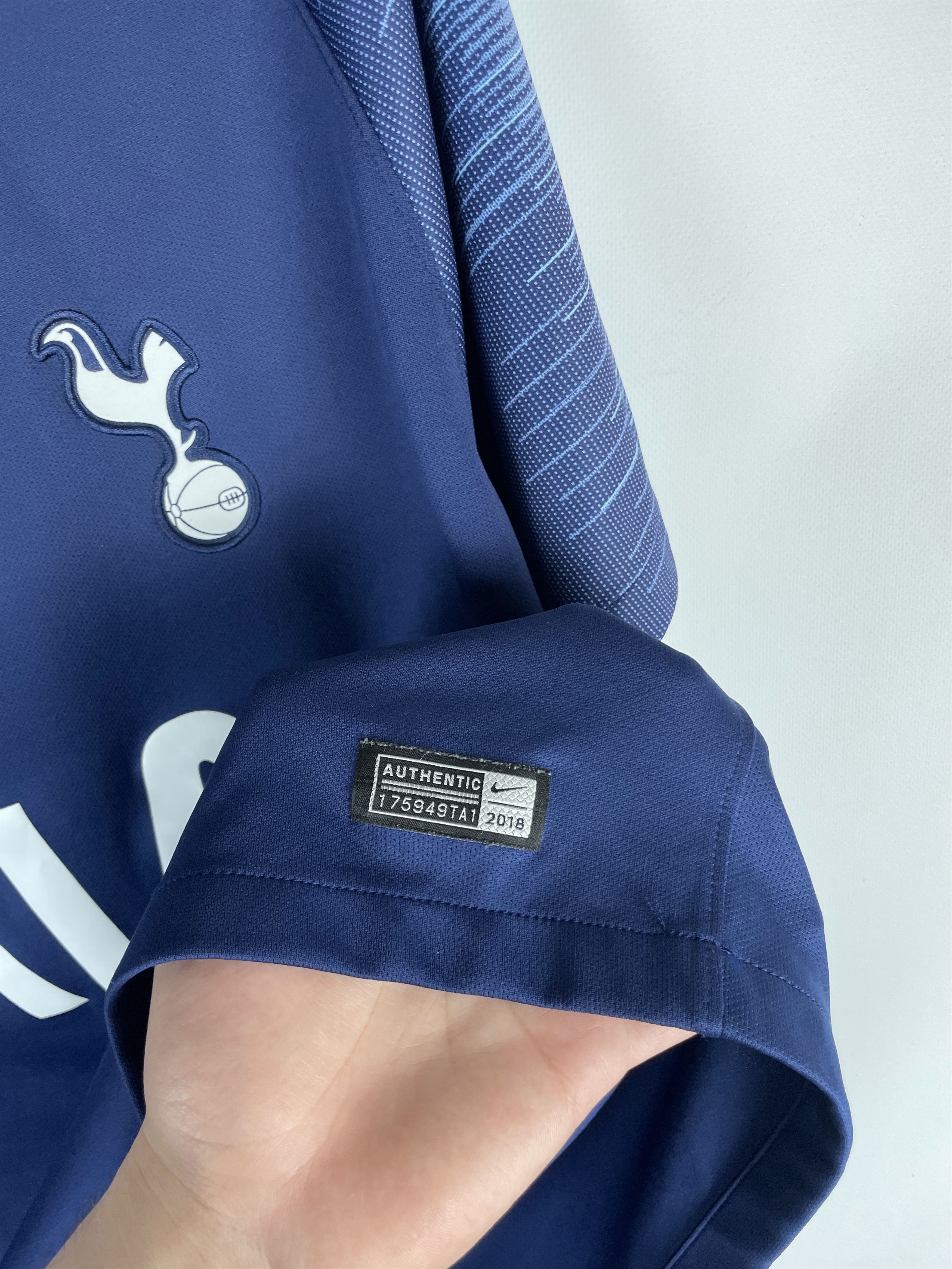 Nike Nike Tottenham Soccer Jersey T Shirt Tee Size US XXL / EU 58 / 5 - 6 Thumbnail