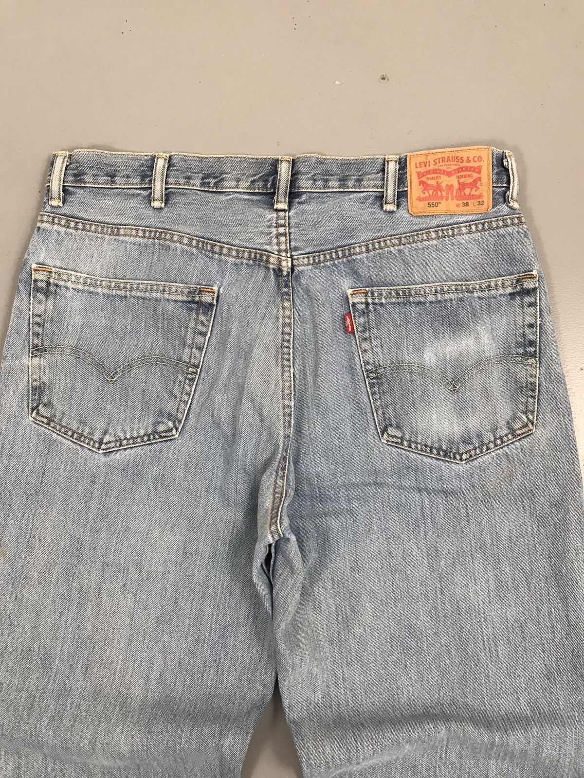 Levi's × Vintage Vintage Levi’s 90s 550 straight fit denim Size US 38 / EU 54 - 13 Thumbnail