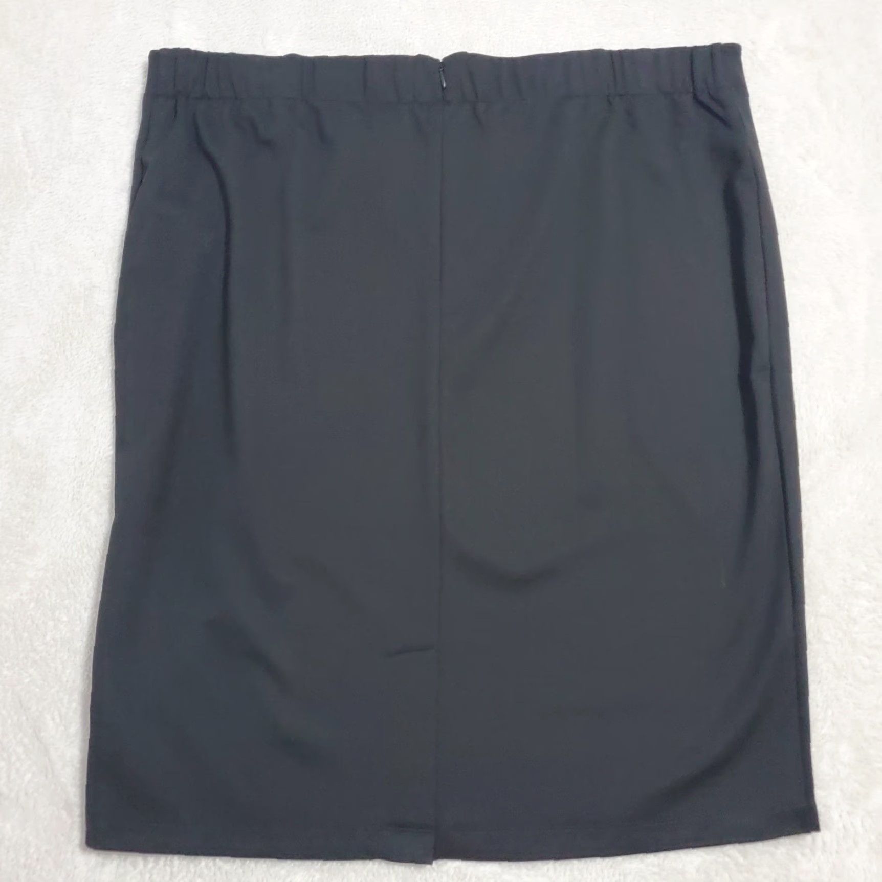 Velvet VINTAGE Midnight Velvet Skirt Women XL Black Embellished Back Zip Knee Length FLAW Size 40" / US 18 - 2 Thumbnail