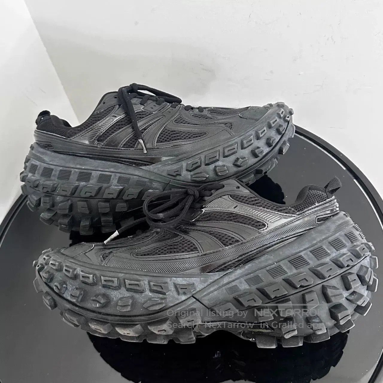 Balenciaga balenciaga defender retro low. Size US 11 / EU 44 - 5 Thumbnail