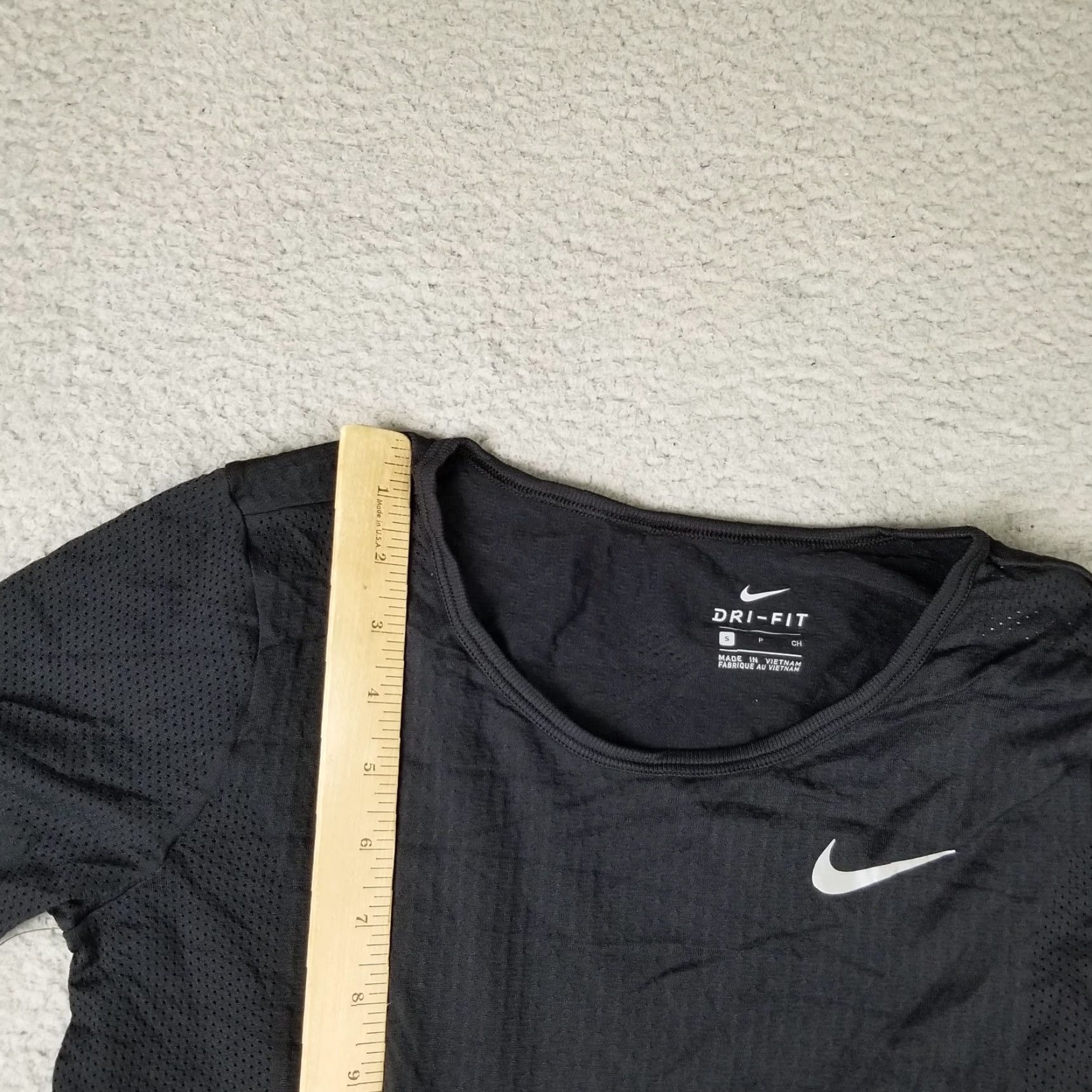 Nike VINTAGE Nike T-Shirt Long Sleeve Crew Neck Athletic Women Small Black 70s Gym BV3918 Size S / US 4 / IT 40 - 7 Thumbnail
