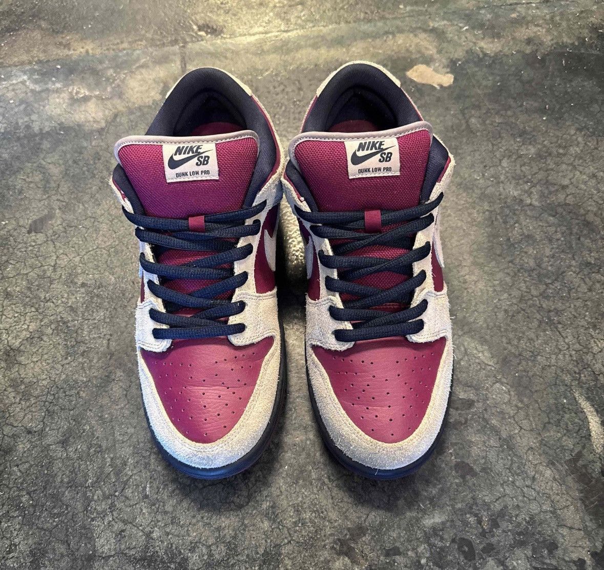 Nike SB Dunk Low SB True Berry Size US 11.5 / EU 44-45 - 3 Thumbnail