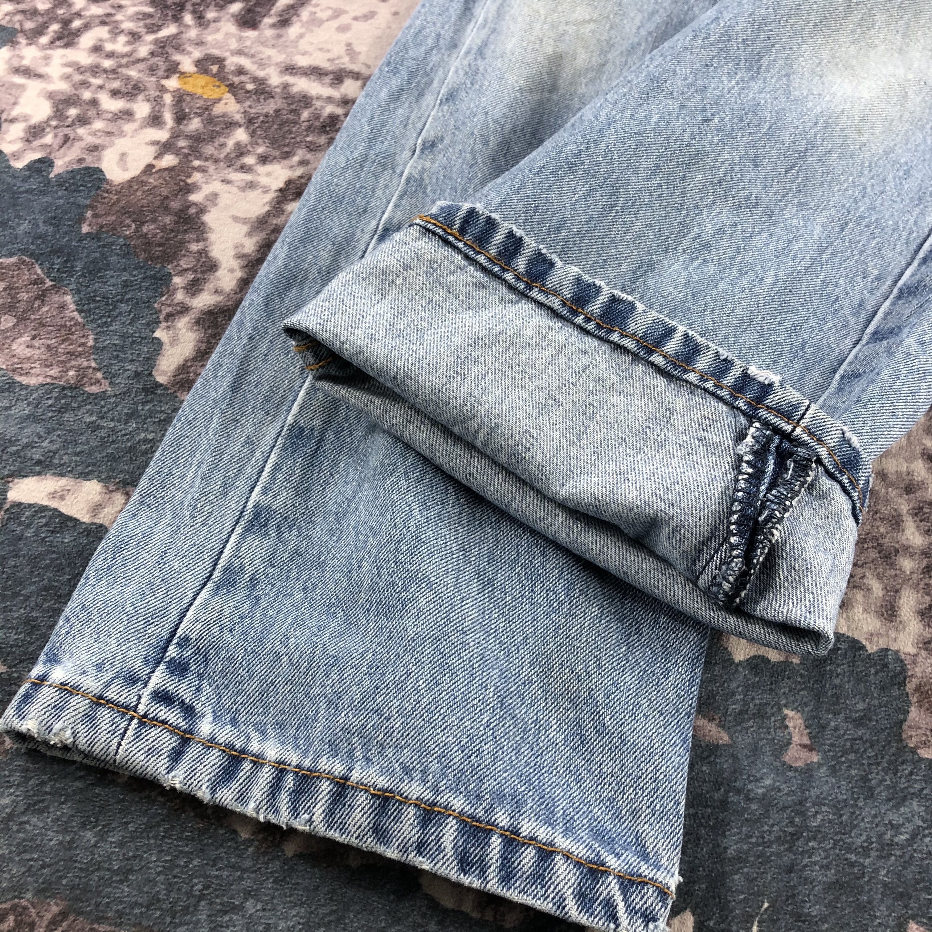 Levi's × Vintage Vintage Blue Wash Levis 505 Jeans-JM3144 Size US 31 - 8 Thumbnail