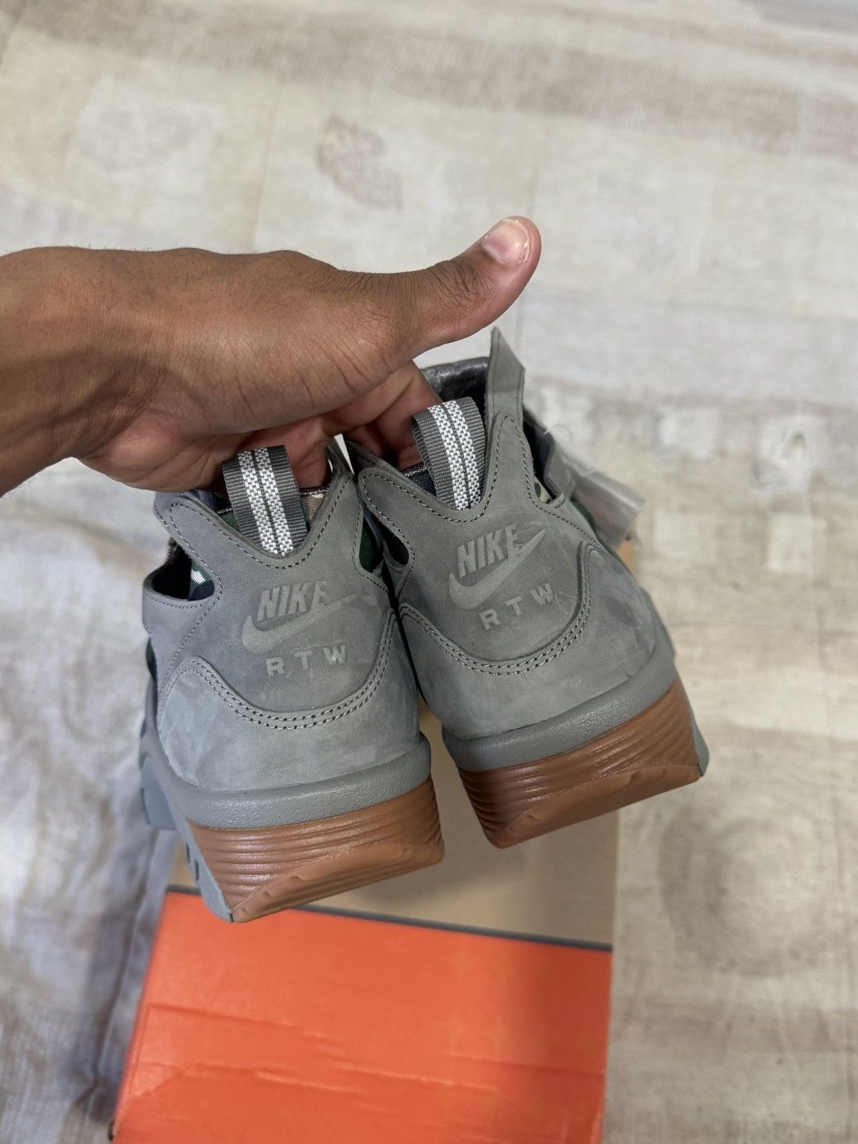Corteiz × Nike Nike Corteiz Huarache Size US 13 / EU 46 - 5 Thumbnail