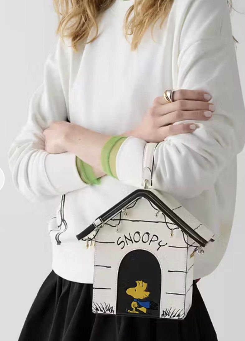 Kate Spade Kate Spade Peanuts X KSNY Snoopy 3D Dog House Crossbody Size ONE SIZE - 3 Thumbnail