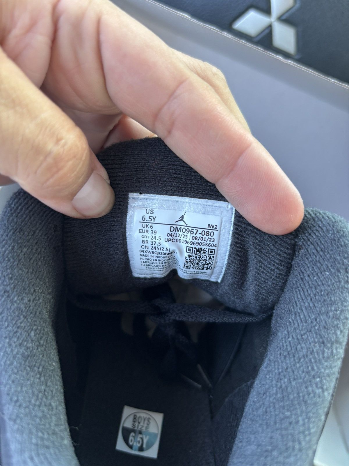 Jordan Brand Jordan retro gs Size US 6.5 / EU 39-40 - 8 Thumbnail
