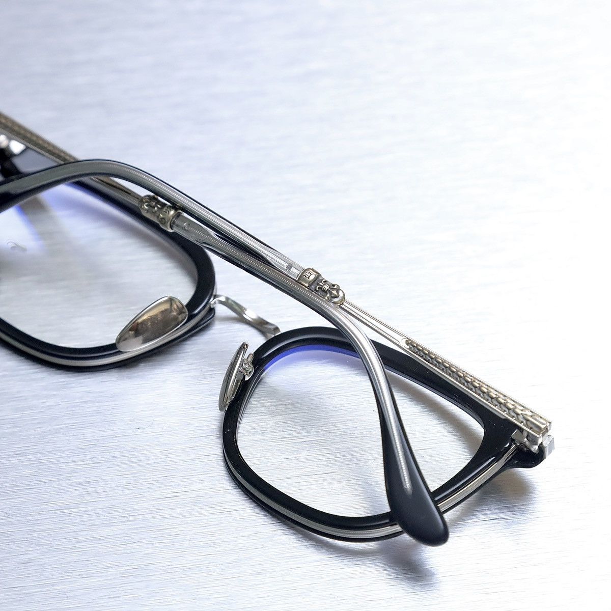 Chrome Hearts CHROME HEARTS STRAPADICTOME GLASSES Size ONE SIZE - 8 Thumbnail