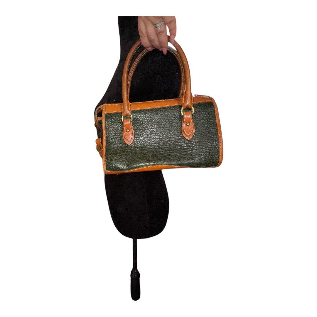 Dooney & Bourke × Vintage Dooney and Bourke Vintage Green and Brown Pebbled Leather Size ONE SIZE - 3 Thumbnail