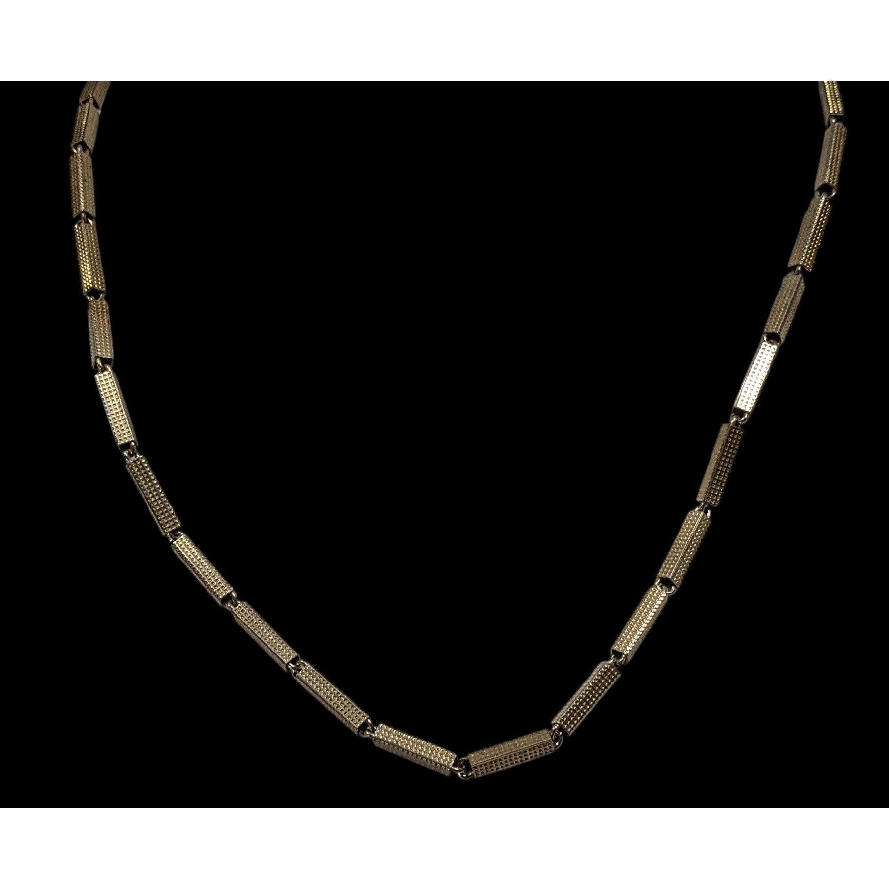Other Vintage Rectangular Tube Chain Necklace Gold Tone With Textu Size ONE SIZE - 2 Thumbnail