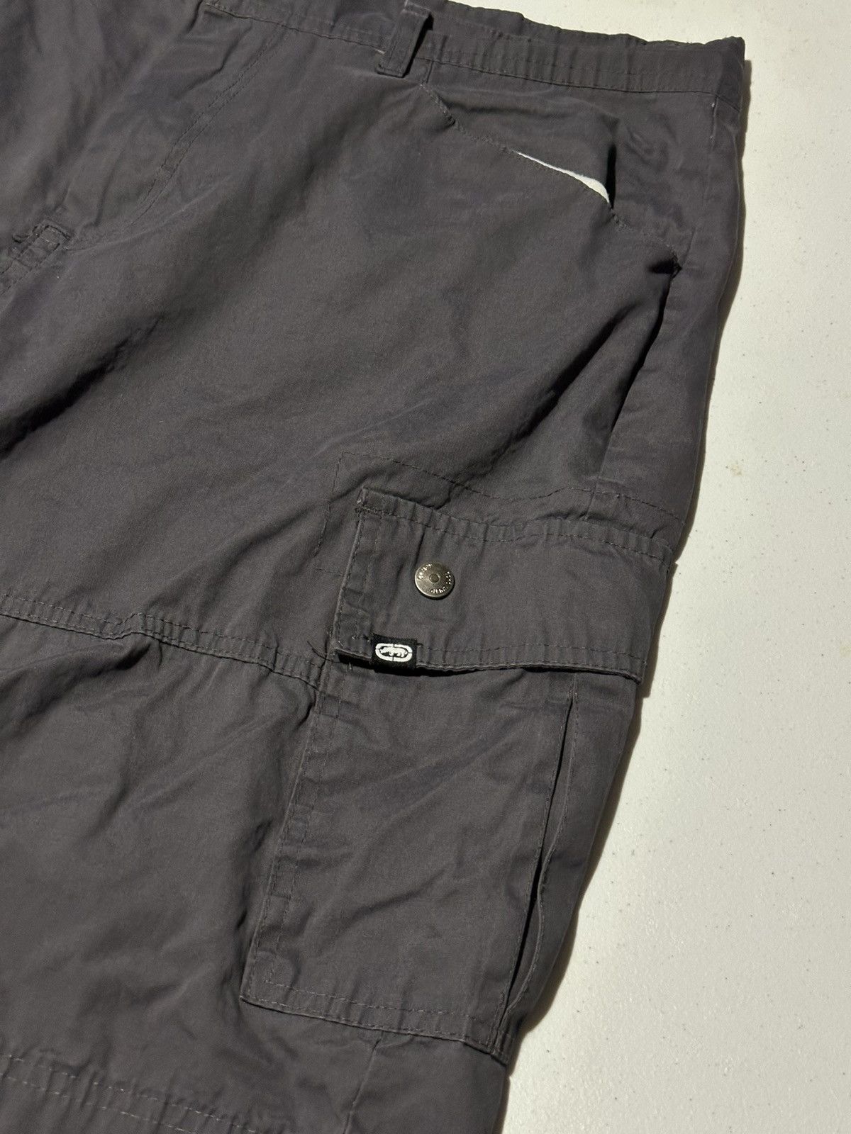 Ecko Unltd. Vintage Y2K Ecxo unltd grey cargo Mens Skate Shorts Size US 38 / EU 54 - 2 Thumbnail