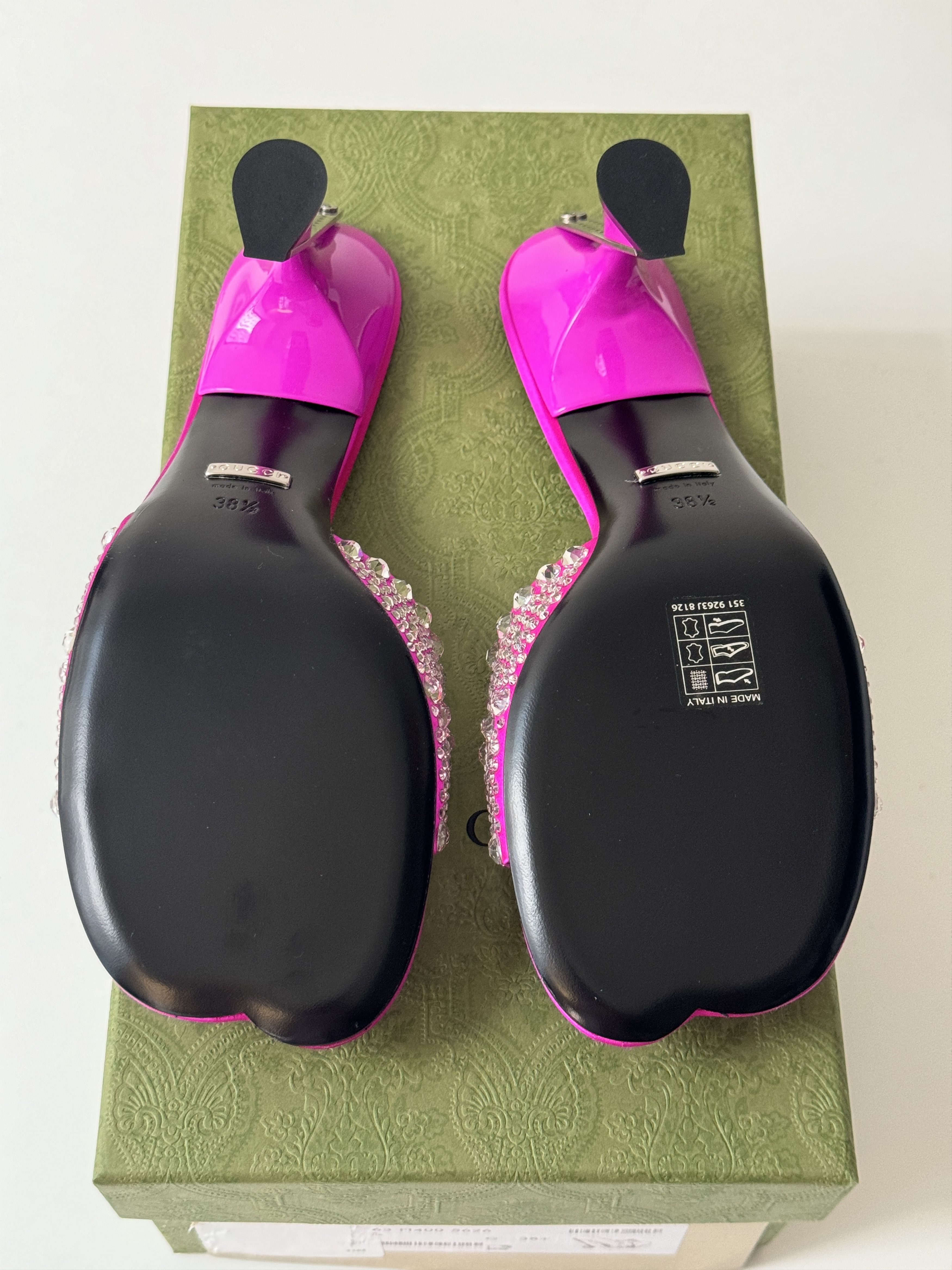 Gucci size 38.5G - Gucci Sandal Crystal Galactica Pink Slide Size US 8.5 / IT 38.5 - 3 Thumbnail