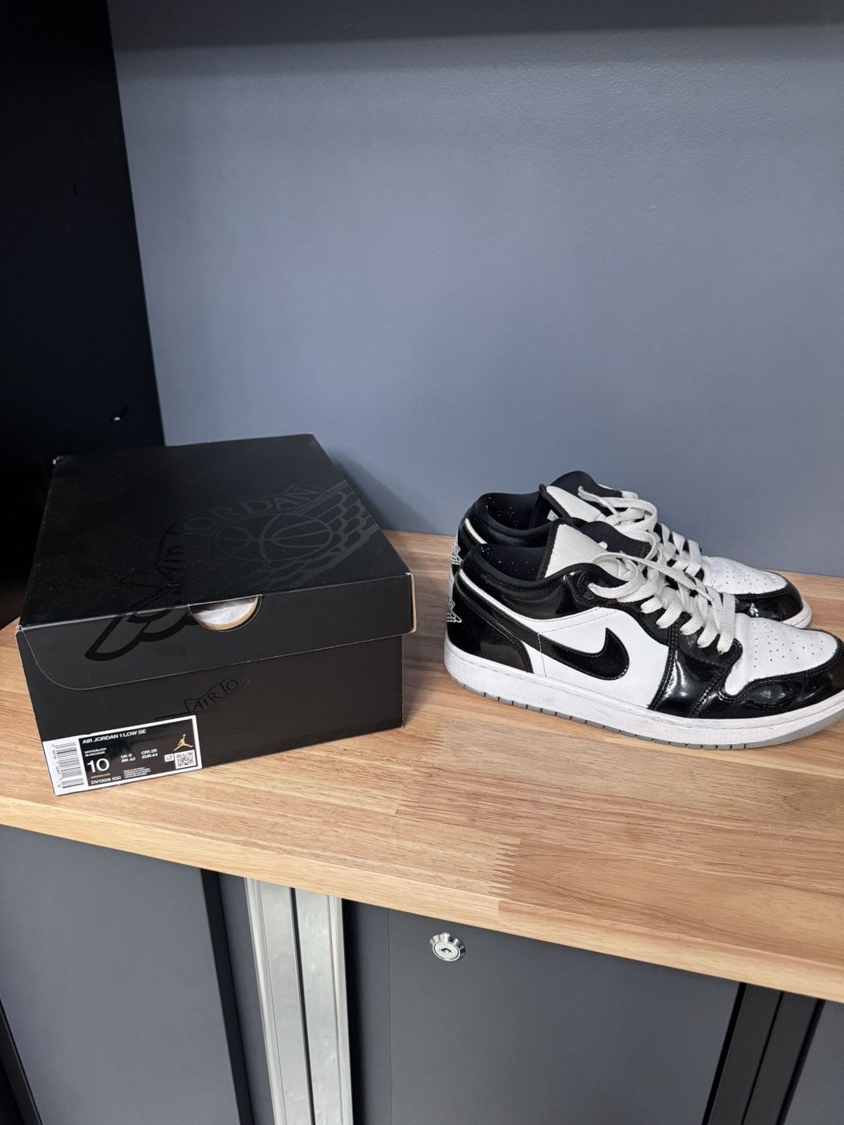 Jordan Brand Jordan 1 low SE “Concord” Size US 10 / EU 43 - 1 Thumbnail