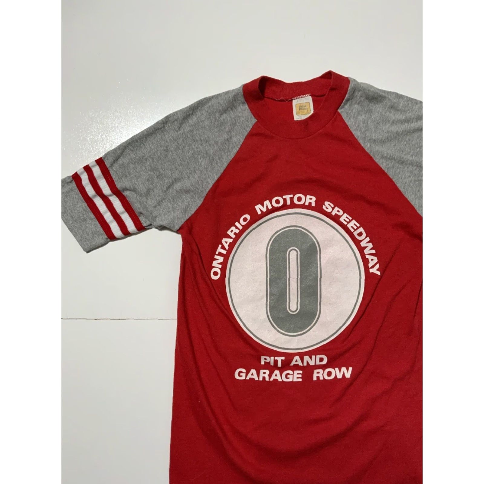 Vintage VINTAGE 70S ONTARIO MOTOR SPEEDWAY PIT & GARAGE ROW T-SHIRT SZ S User: Vintage 70S ONTARIO MOTOR SPEEDWAY PIT & GARAGE ROW T-SHIRT SZ S Size US S / EU 44-46 / 1 - 3 Thumbnail