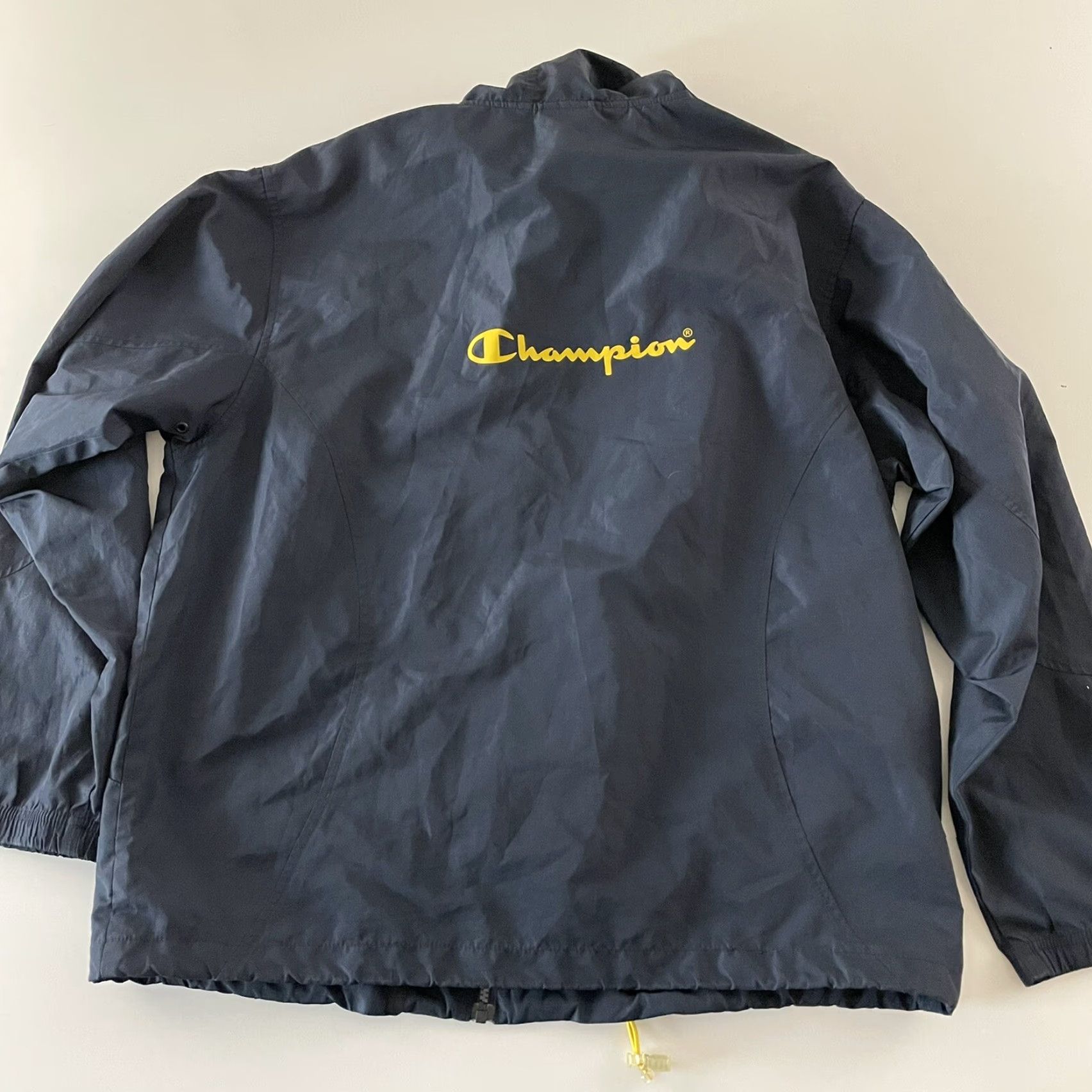 Champion Champion Windbreaker Jacket Mens L Blue Nylon Hooded Full Zip Zip Front Windbreaker Jacket Blue L Mens Size US L / EU 52-54 / 3 - 6 Thumbnail