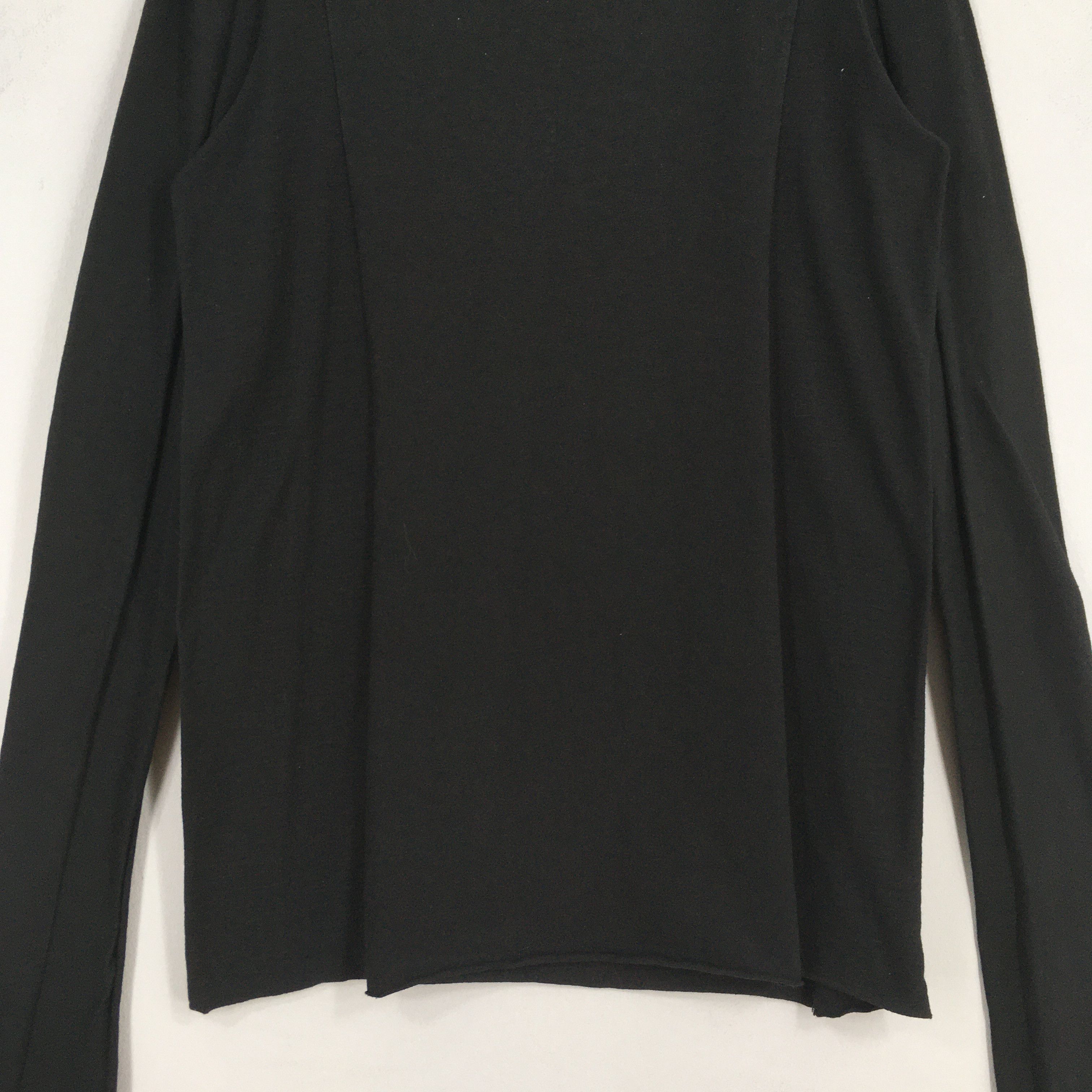 If Six Was Nine × Julius × Le Grande Bleu (L.G.B.) Julius Spring Summer 2015 Black / Prism LS T-Shirt Size 2 Size M / US 6-8 / IT 42-44 - 4 Thumbnail