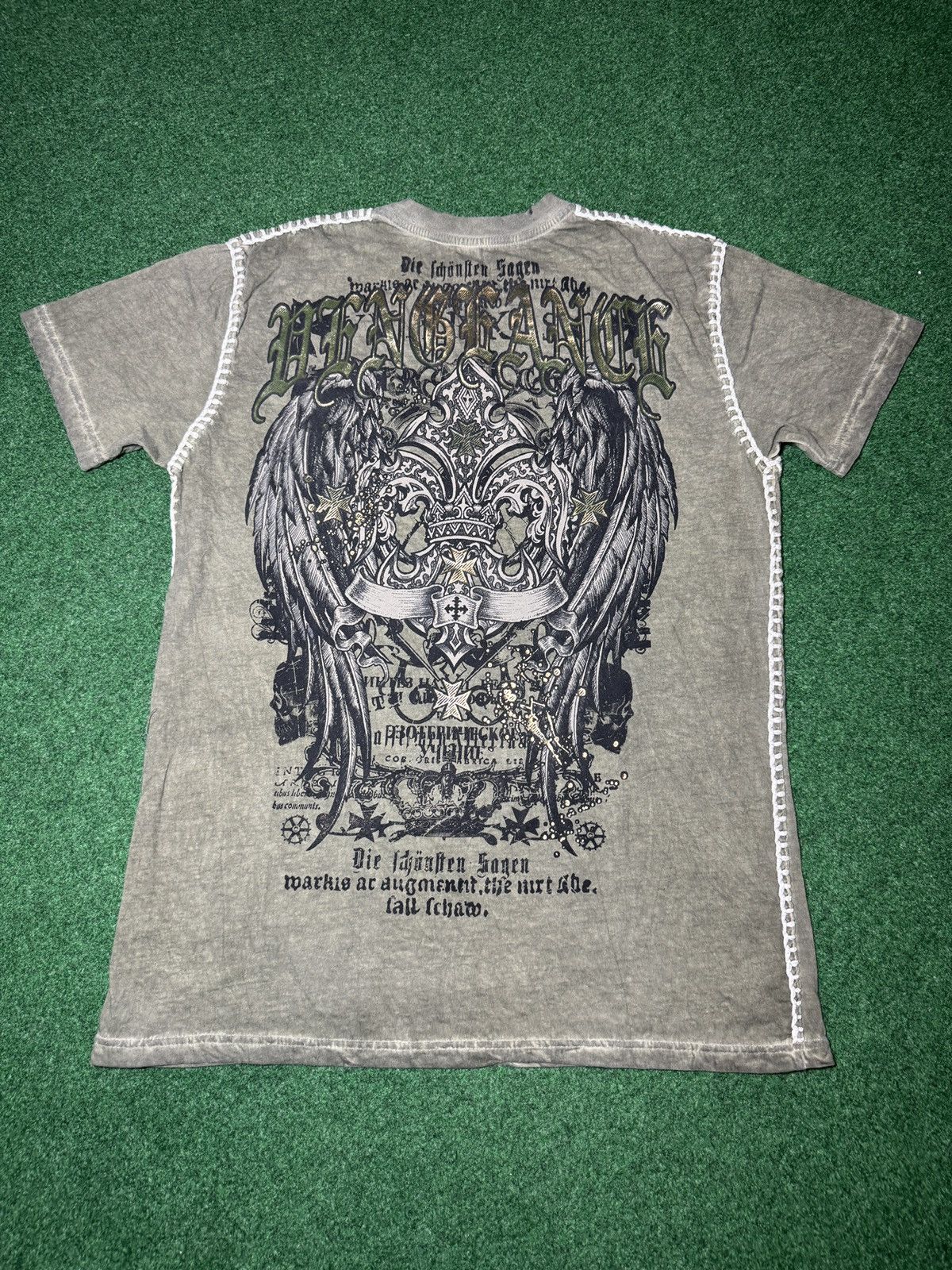 Affliction Y2K Raw State Affliction Style VNeck Gothic Pinkman T Shirt Size US L / EU 52-54 / 3 - 1 Thumbnail