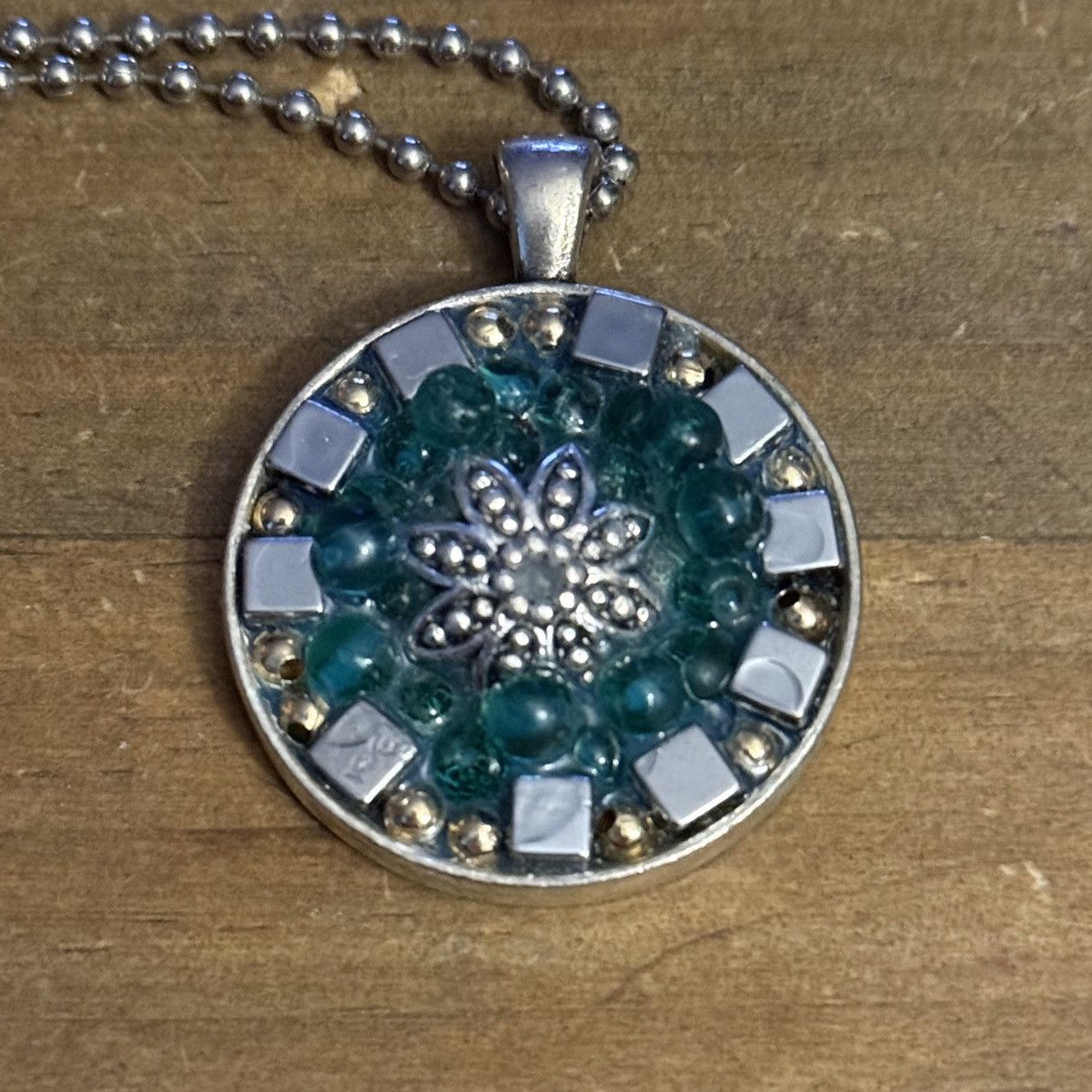 Vintage Vintage artisan mosaic floral medallion pendant necklace Size ONE SIZE - 3 Thumbnail