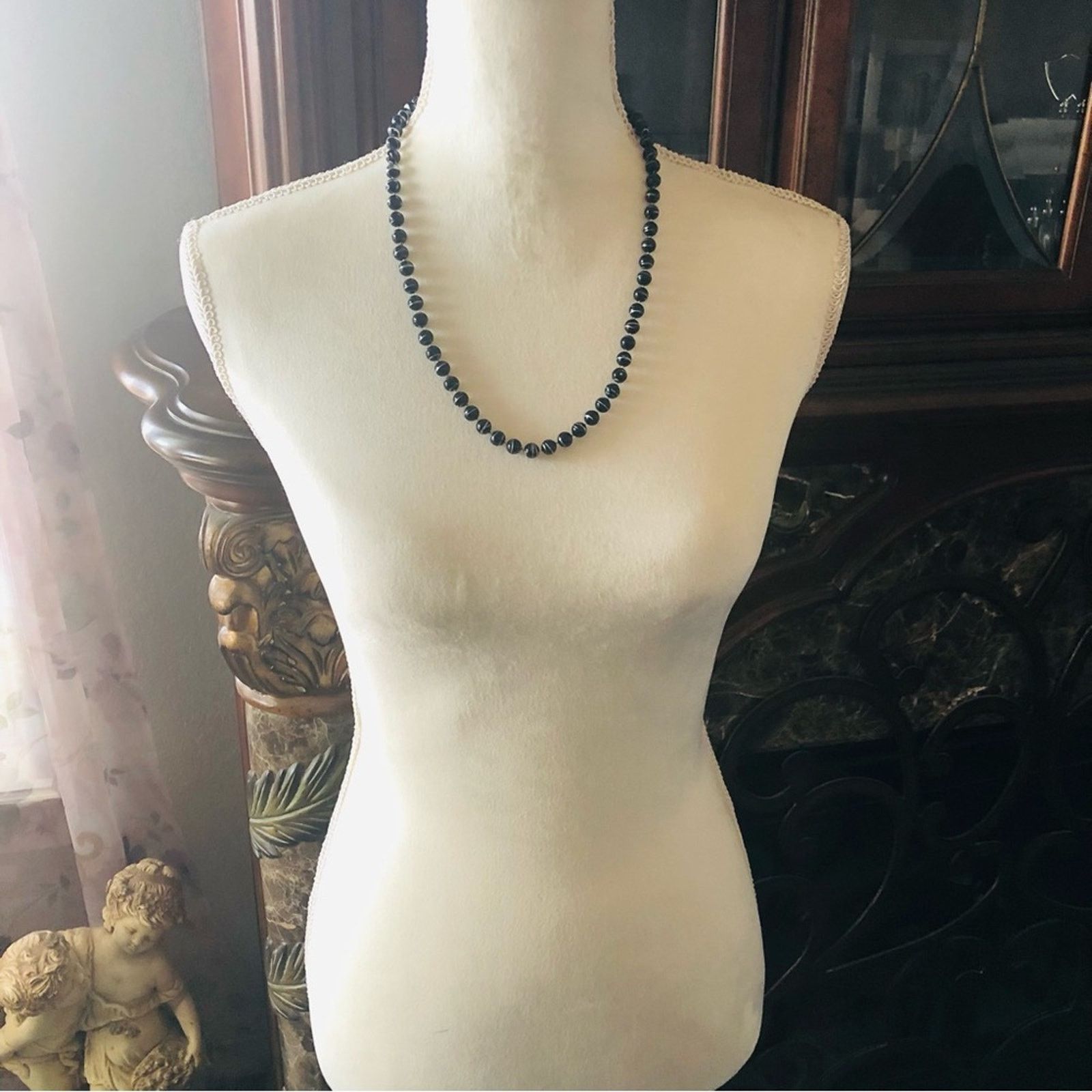Vintage Vintage 80s black with silver metallic painted bead necklace Size ONE SIZE - 7 Thumbnail