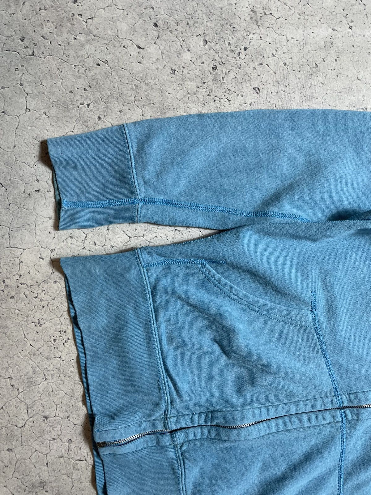 Diesel Vintage Full Zip Hoodie Diesel Avant Garde Logo Y2K Size US S / EU 44-46 / 1 - 3 Thumbnail