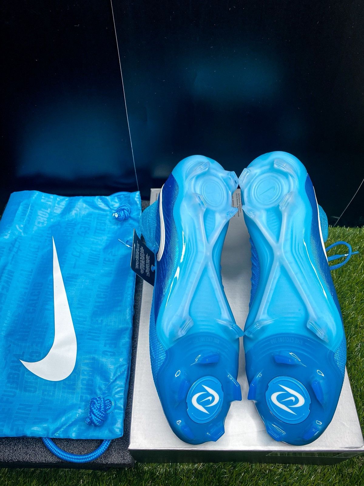 Nike Nike Phantom Luna 2 Elite Size US 11 / EU 44 - 4 Thumbnail