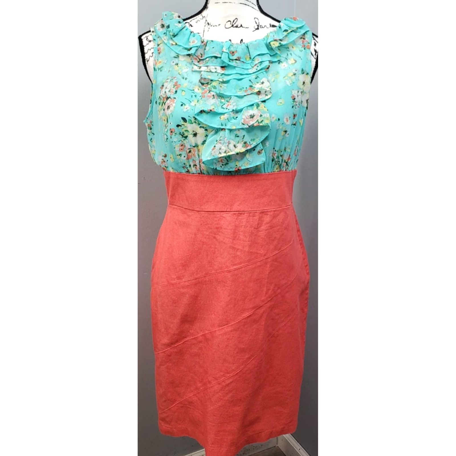 Alyx Alyx Bodycon Dress Womens 10 Multi Floral Sleeveless Round Neck Back Zip Dress Women Size 10 Floral Sleeveless Round Neck Zipper Knee Length Size L / US 10 / IT 46 - 2 Thumbnail