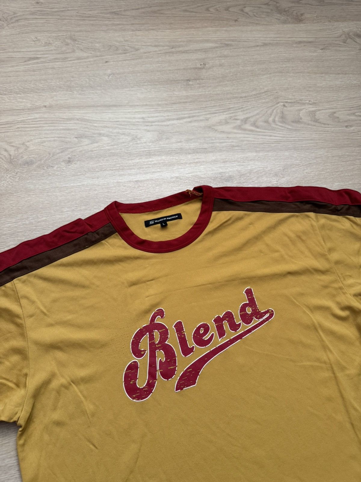 Vintage Vintage 00’s Blend Of America y2k Sport Women’s T-Shirt Size L / US 10 / IT 46 - 2 Thumbnail