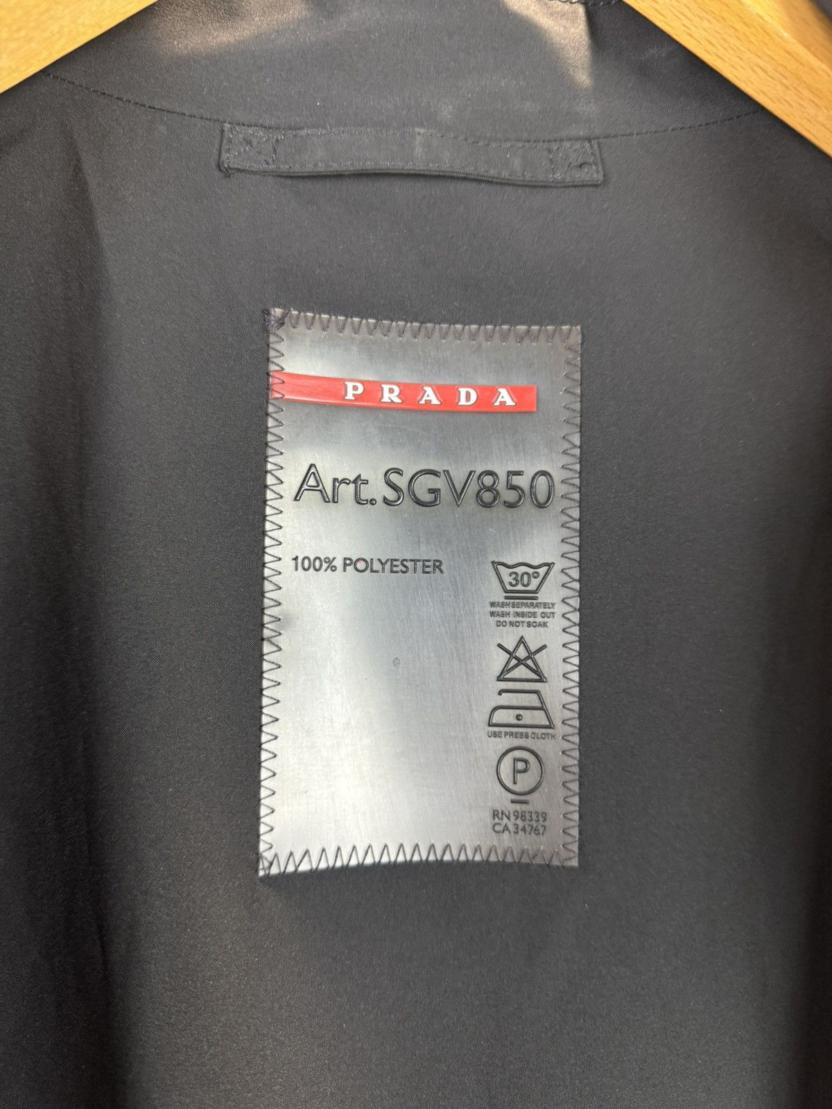 Prada Trench coach cloaks Prada jacket prada Art Sgv850 gore tex Size US L / EU 52-54 / 3 - 11 Thumbnail