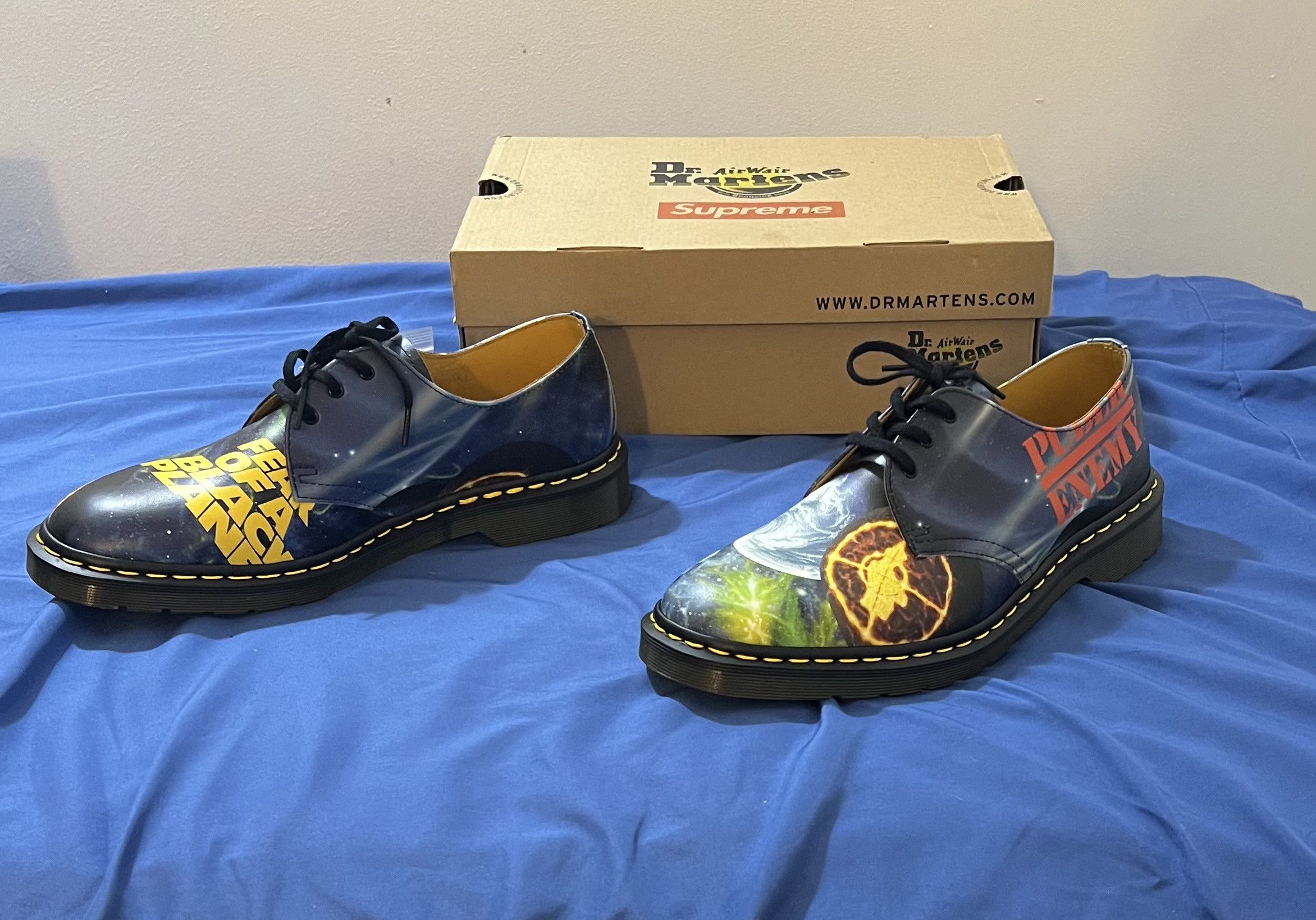 Dr. Martens × Supreme Dr. Martens Fear of a Black Planet Low-Top Oxford Size US 10.5 / EU 43-44 - 3 Thumbnail