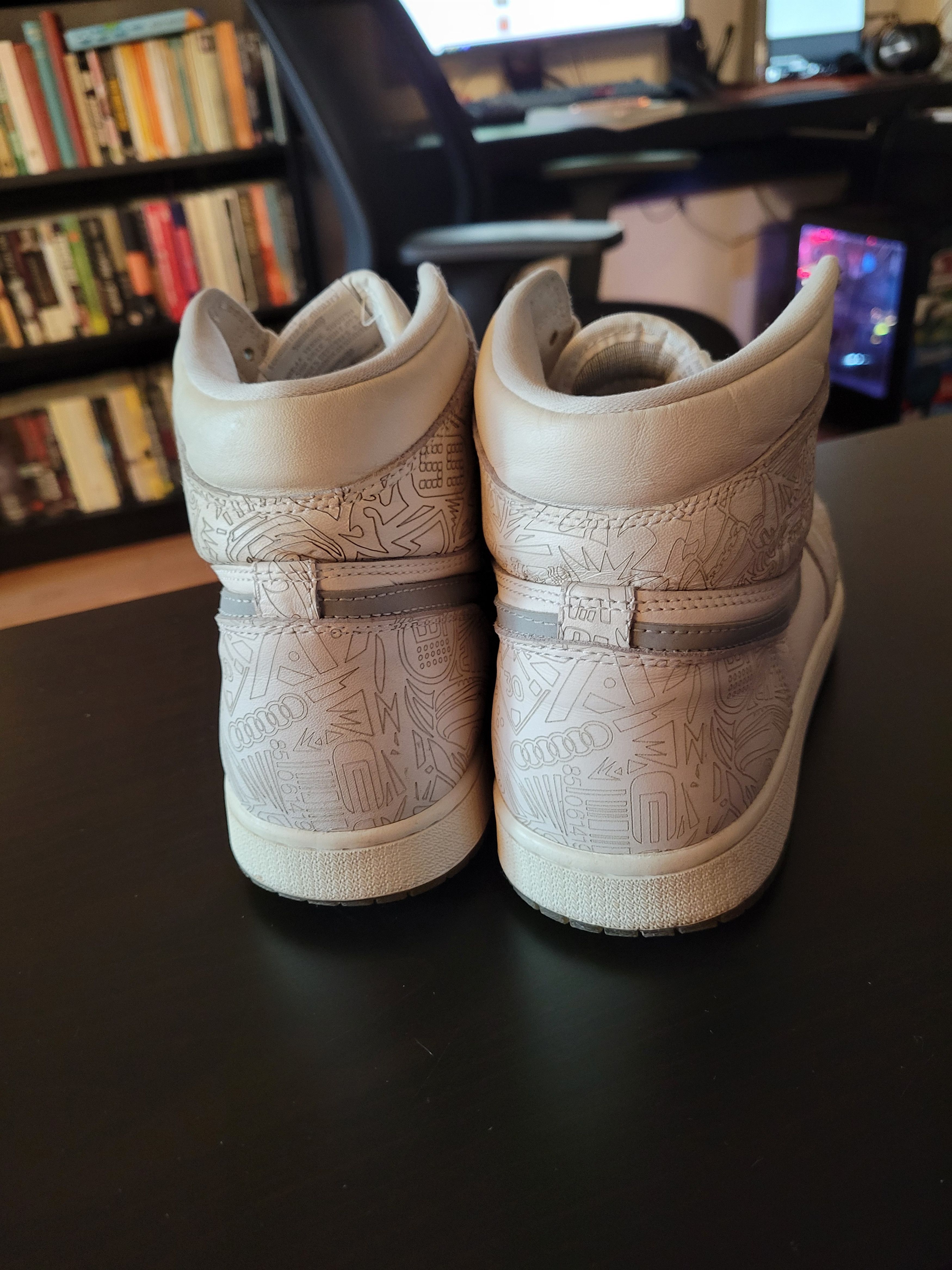 Jordan Brand Air Jordan 1 Laser 2015 Size US 11 / EU 44 - 4 Thumbnail
