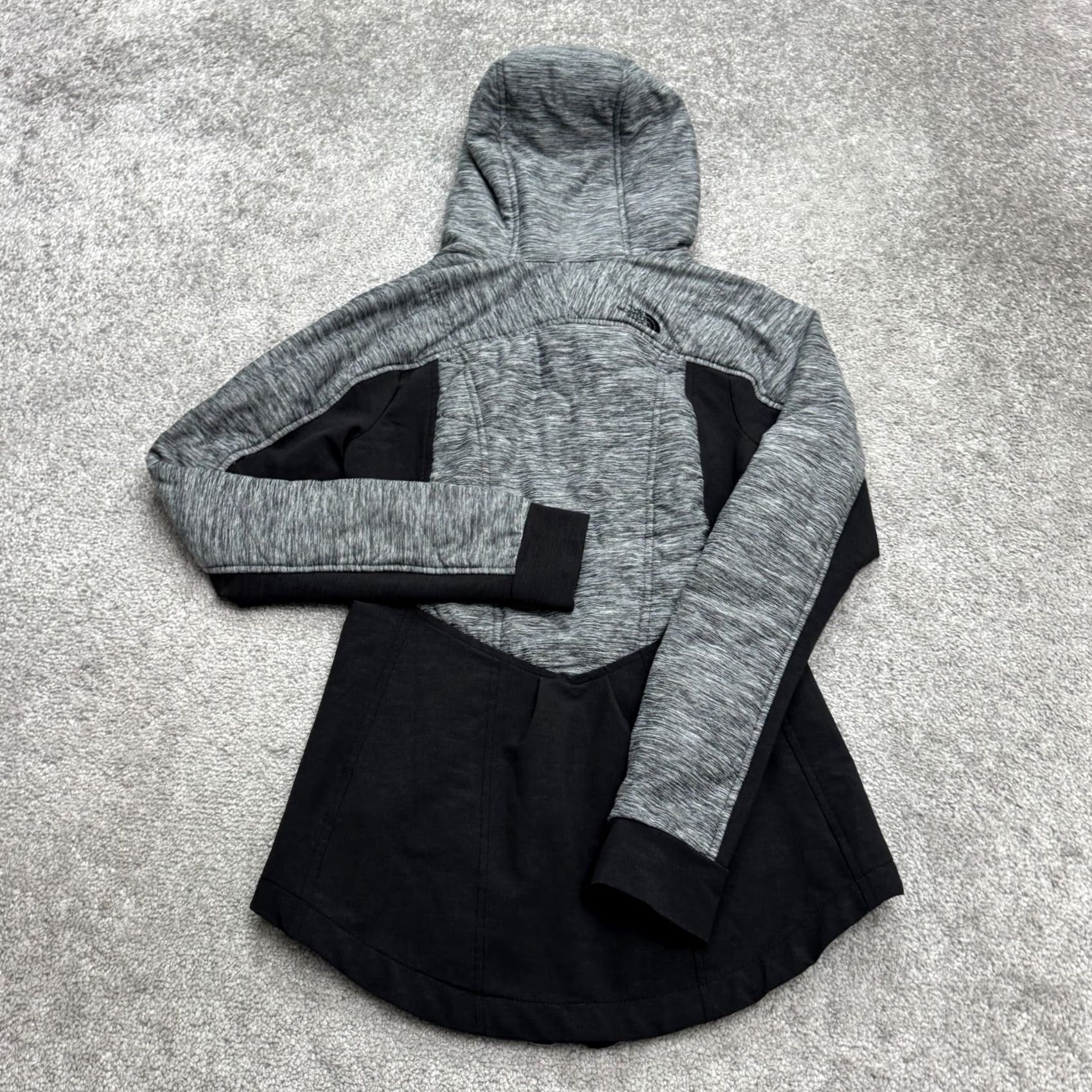 The North Face The North Face Pseudio Quilted Hoodie Jacket Womens XS Gray Colorblock Size XS / US 0-2 / IT 36-38 - 2 Thumbnail