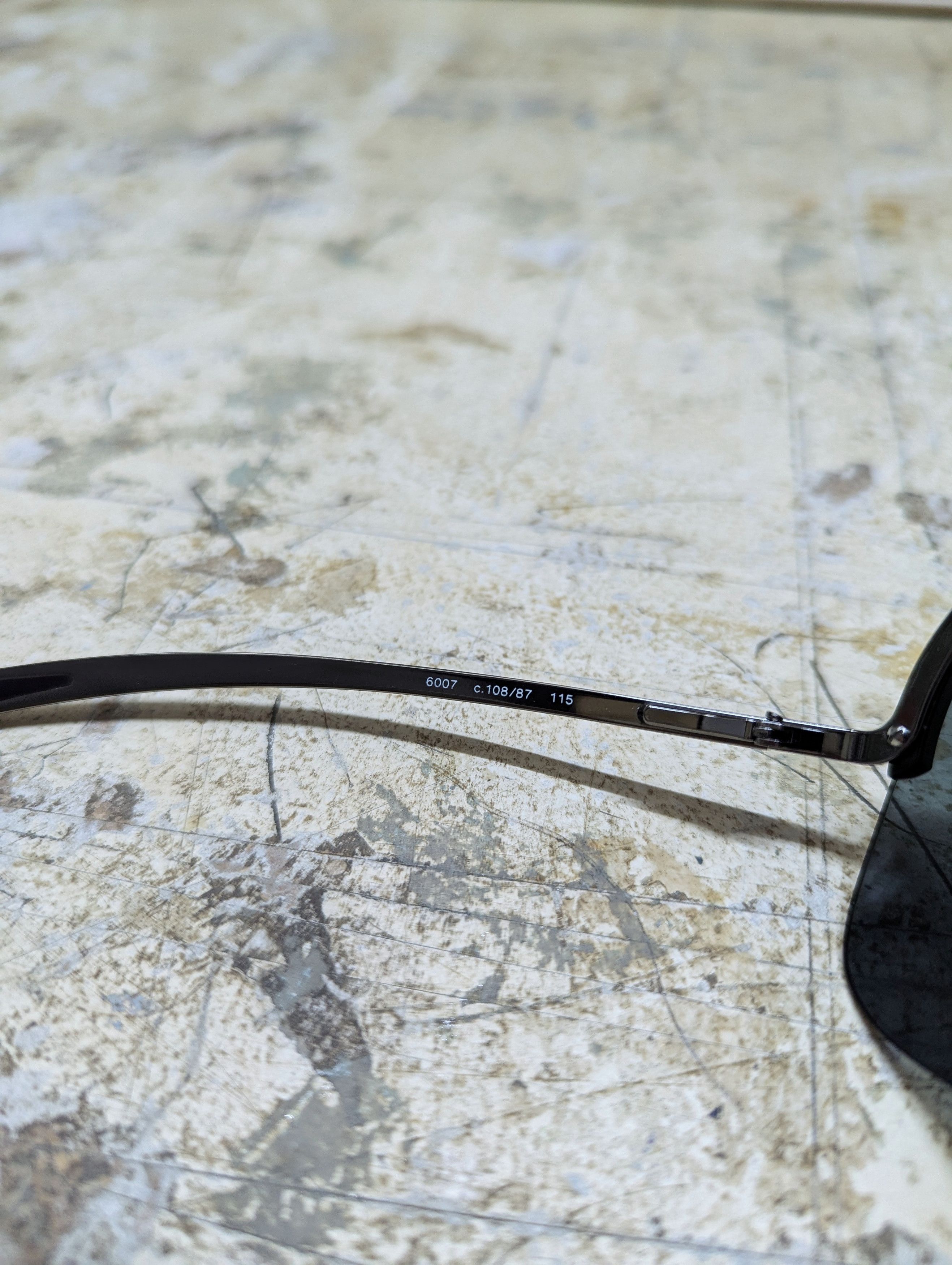 Chanel 00s Chanel Shield Rimless Sunglasses Size ONE SIZE - 14 Thumbnail