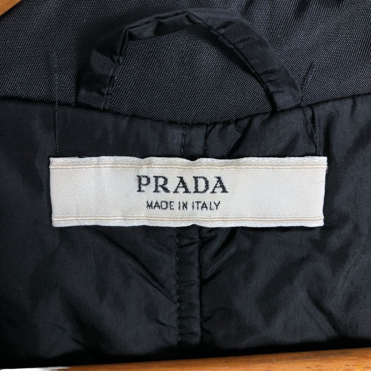 Prada Vintage Prada Double Breasted Nylon Trench Coat Size XS / US 0-2 / IT 36-38 - 7 Thumbnail