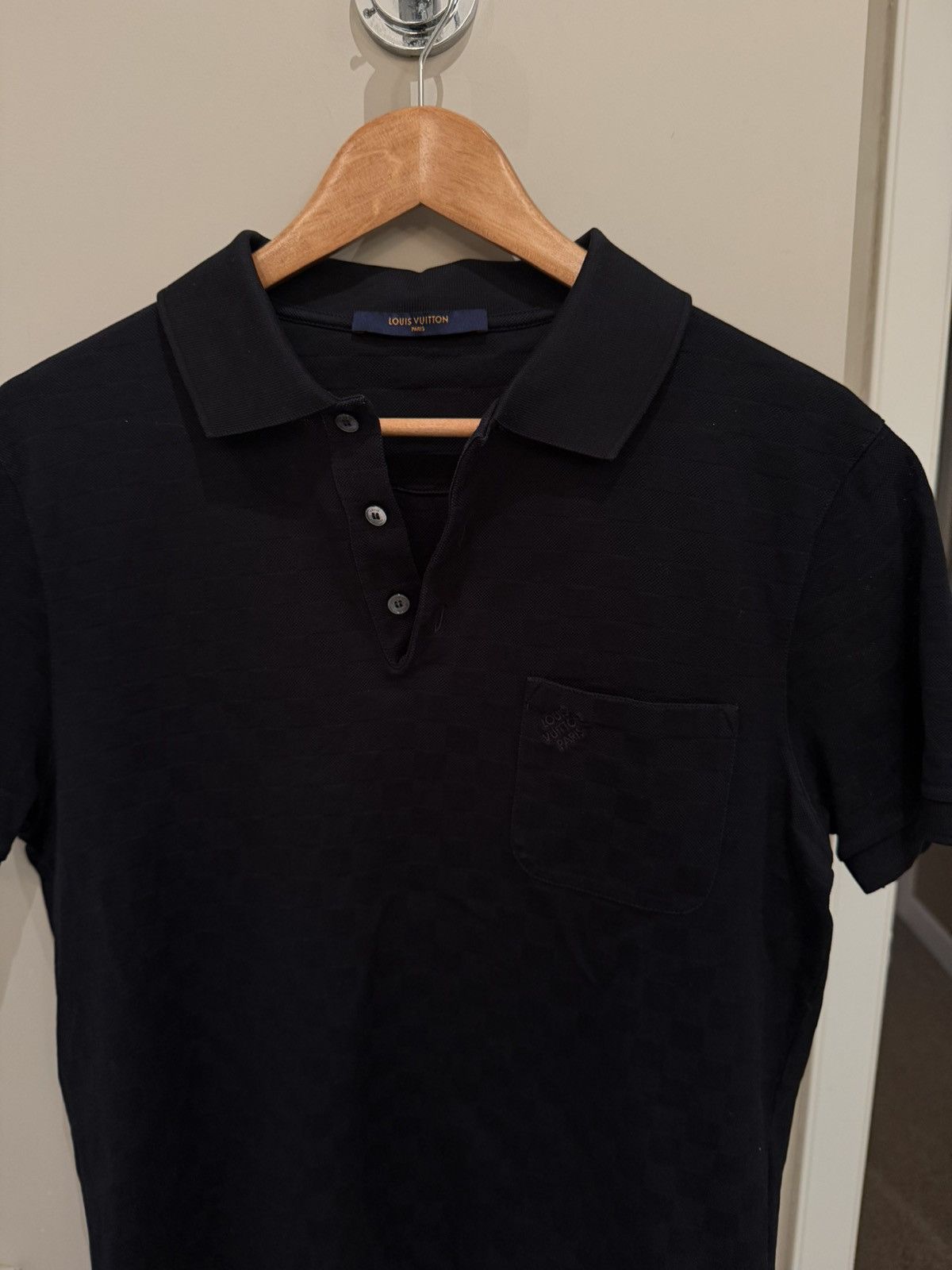 Louis Vuitton Louis Vuitton Damier Signature Polo Shirt Size US S / EU 44-46 / 1 - 3 Thumbnail