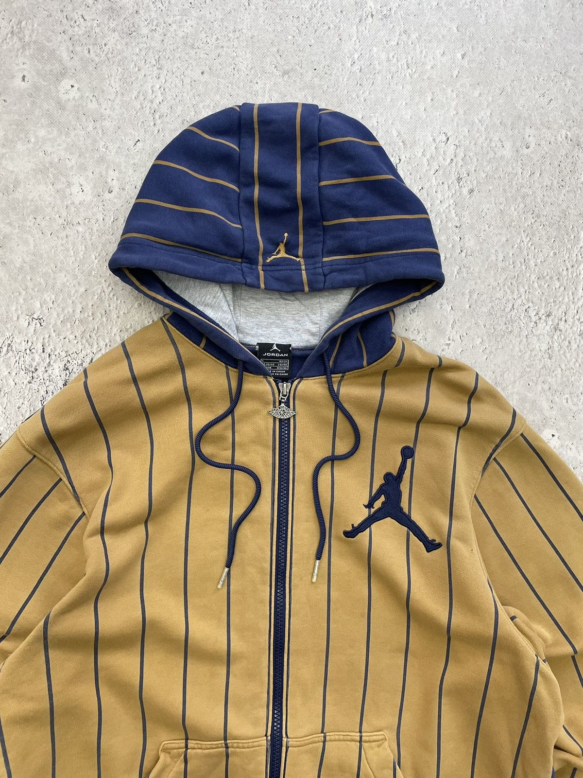 Jordan Brand Rare drill nike Jordan y2k hype hoodie Size US L / EU 52-54 / 3 - 2 Thumbnail